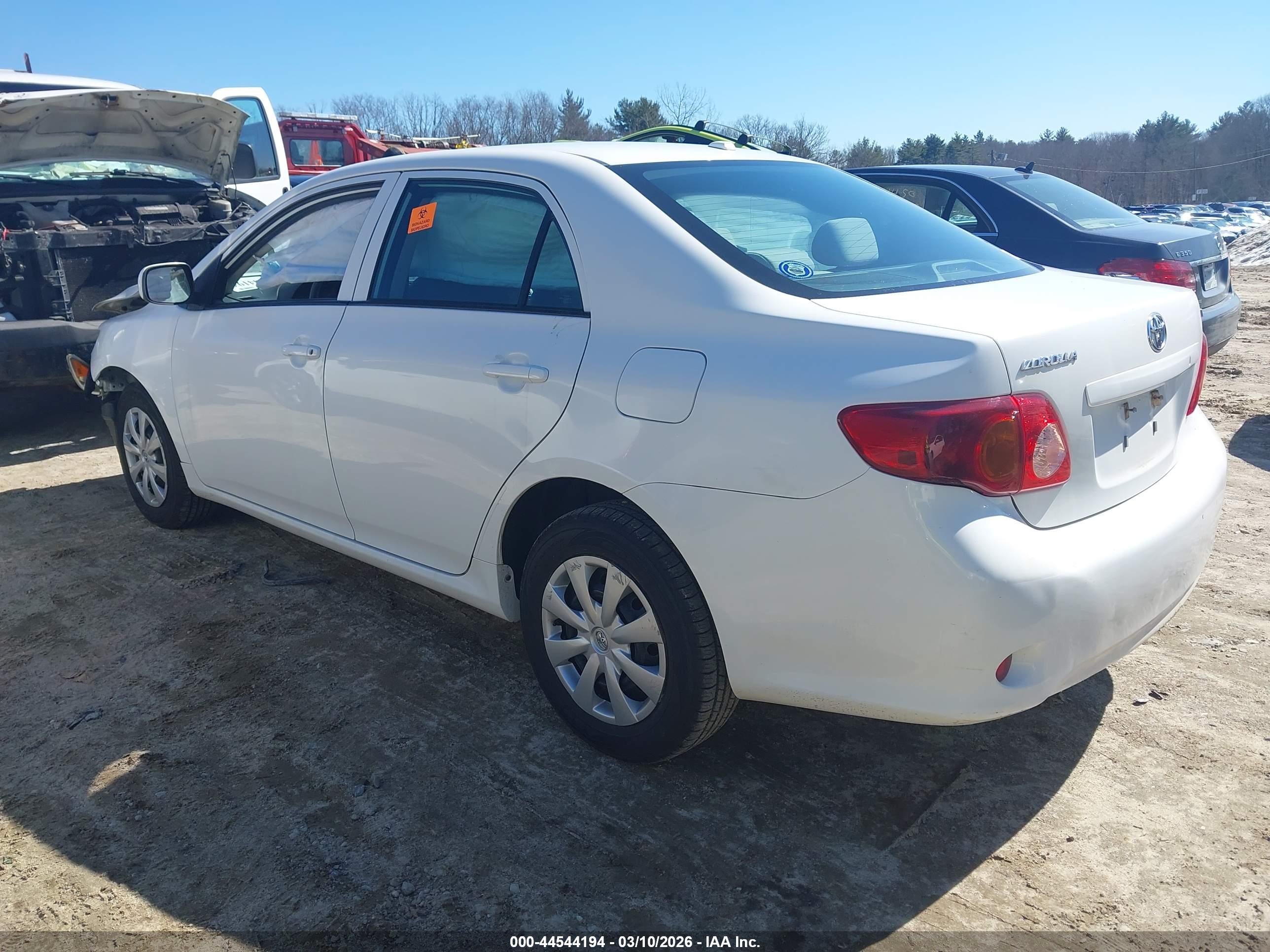 TOYOTA COROLLA image 3