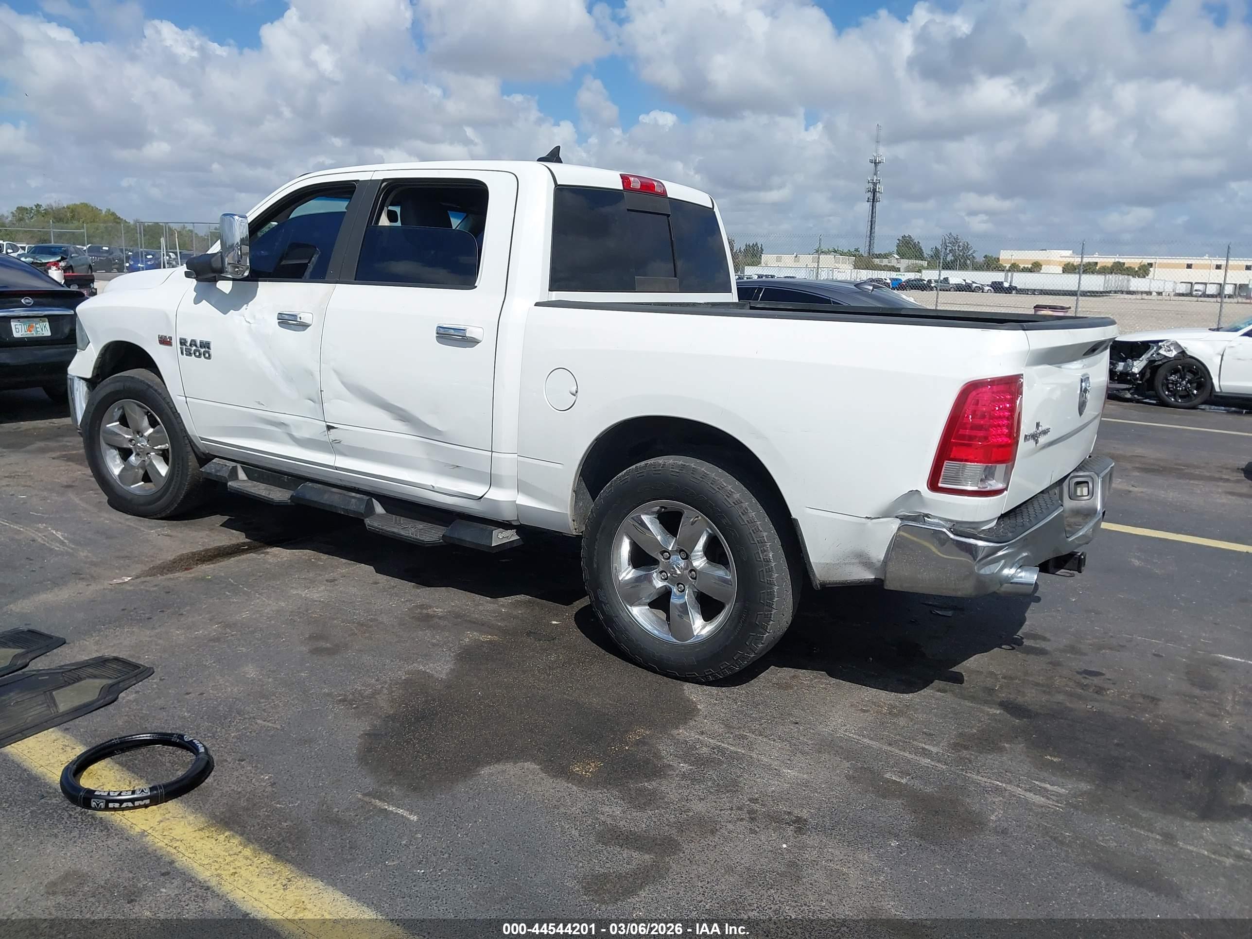 RAM 1500 image 3