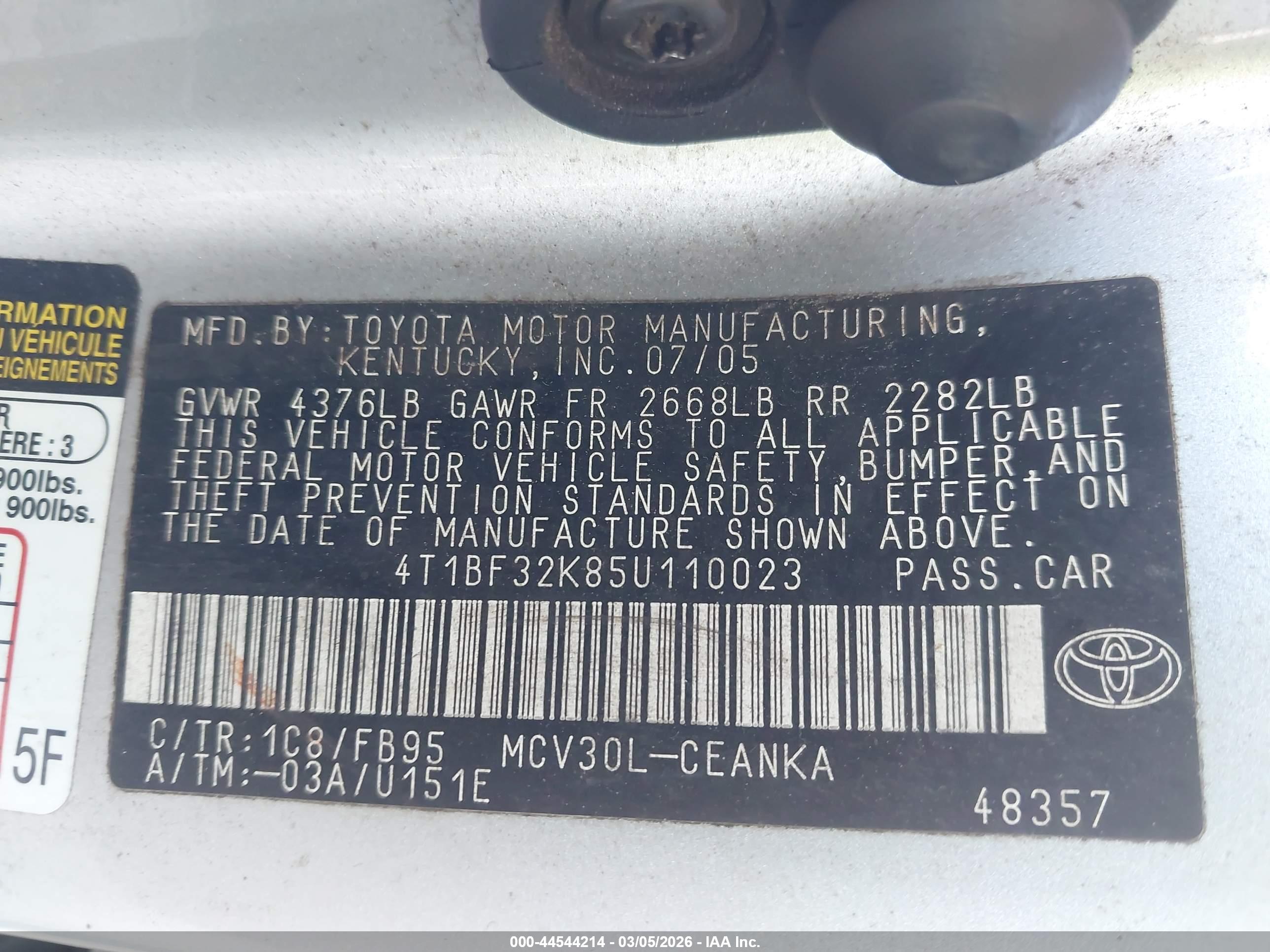TOYOTA CAMRY image 9