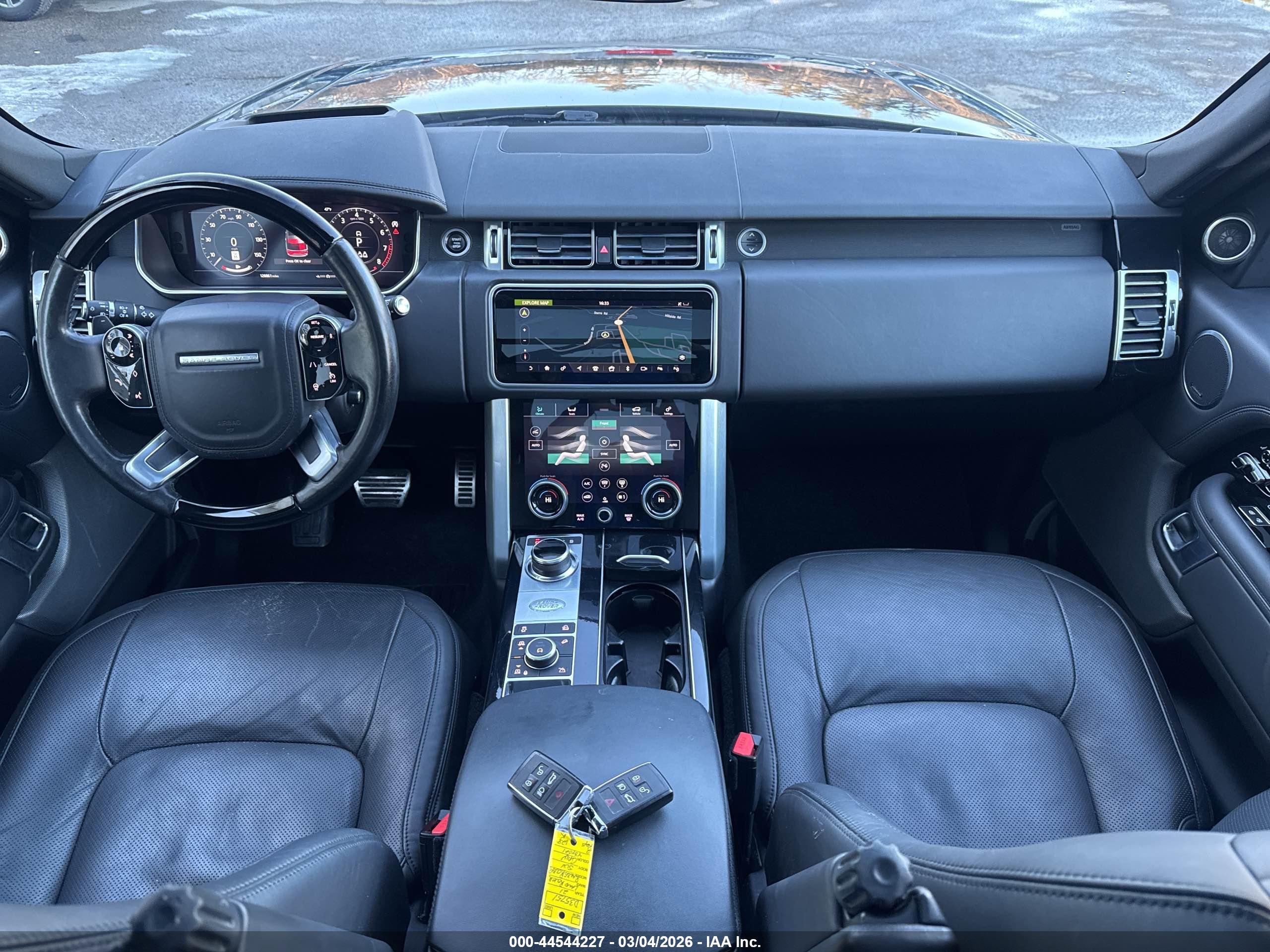 LAND ROVER image 6