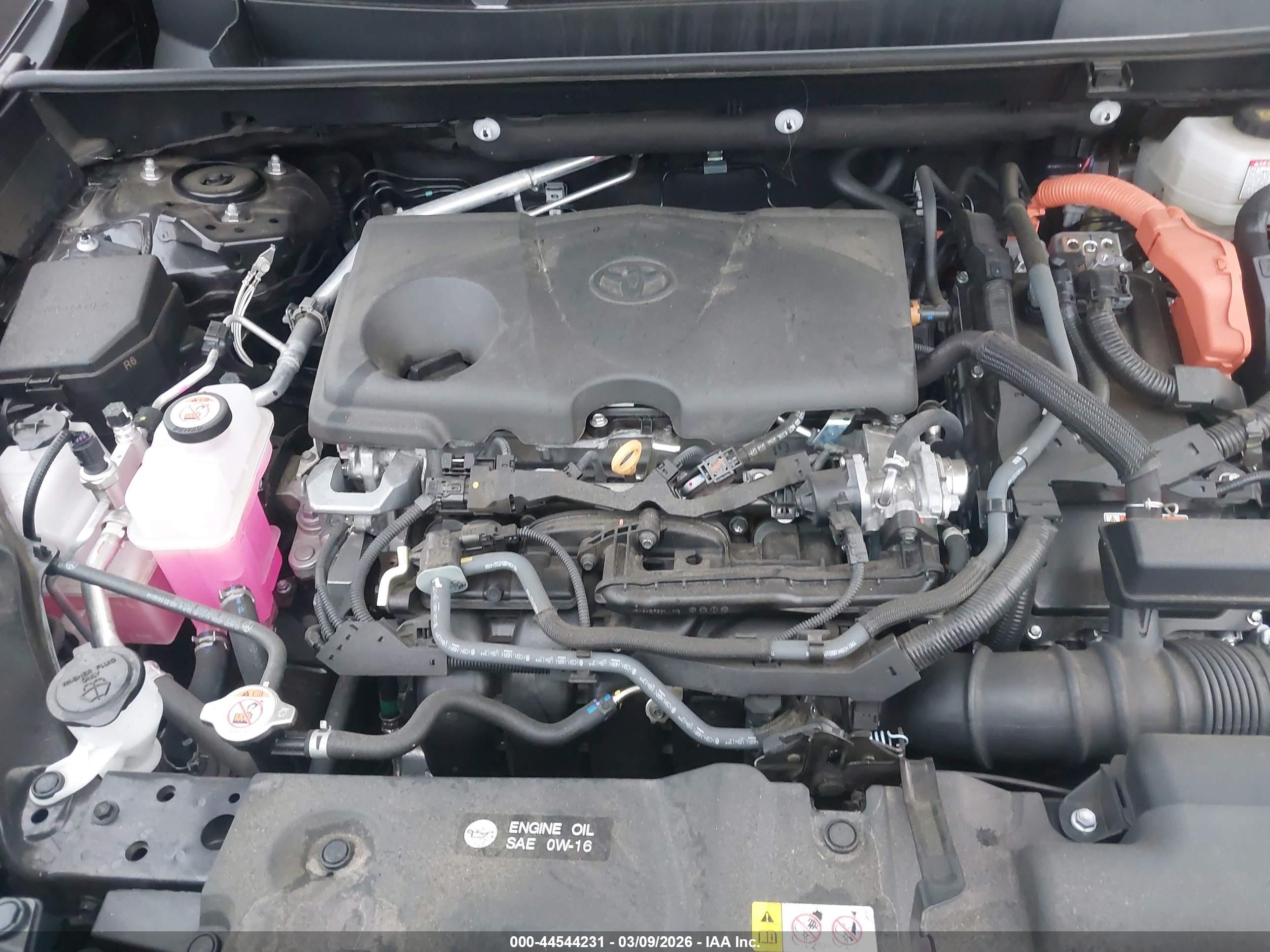 TOYOTA RAV4 image 10