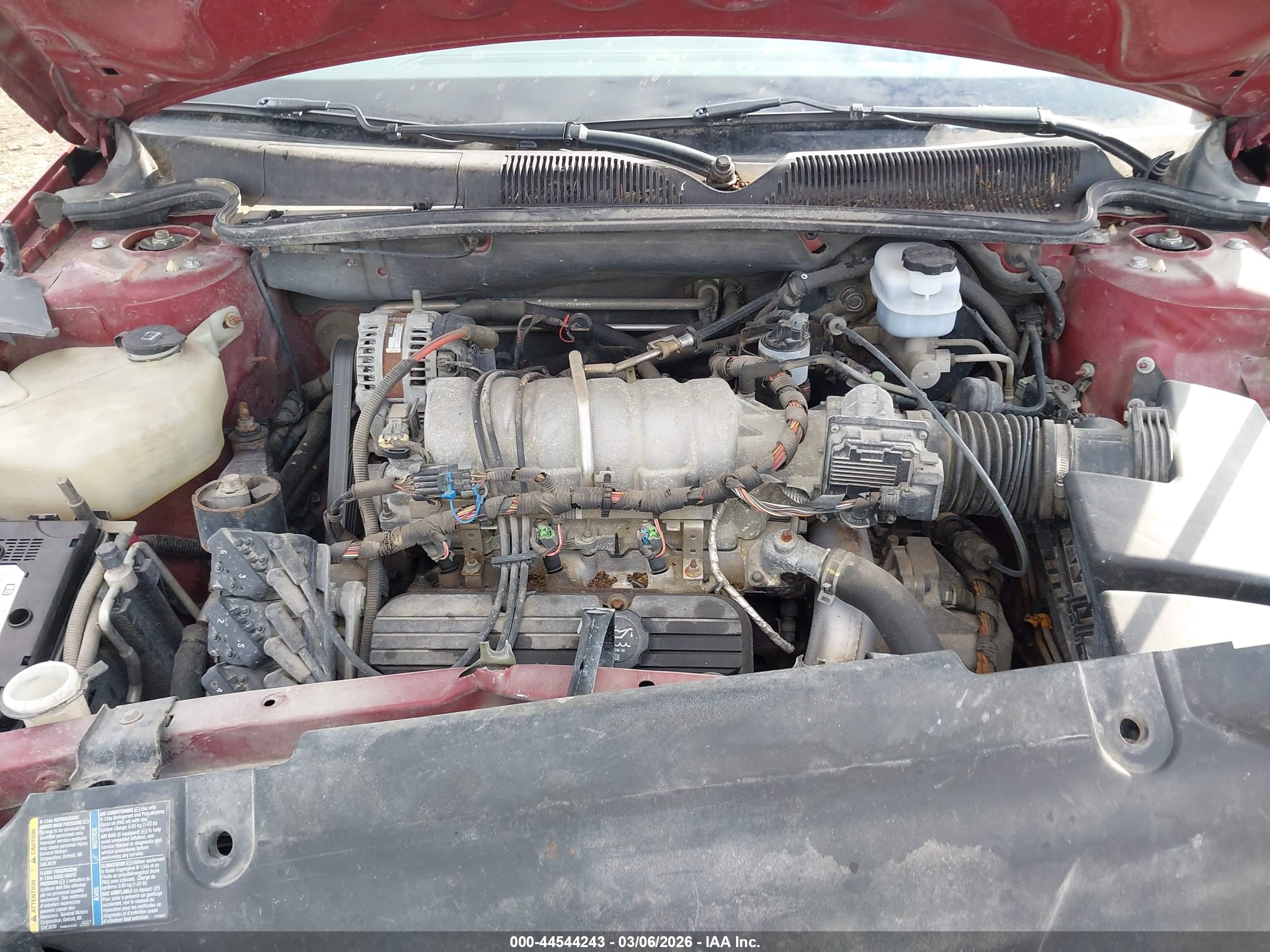 BUICK LUCERNE image 10