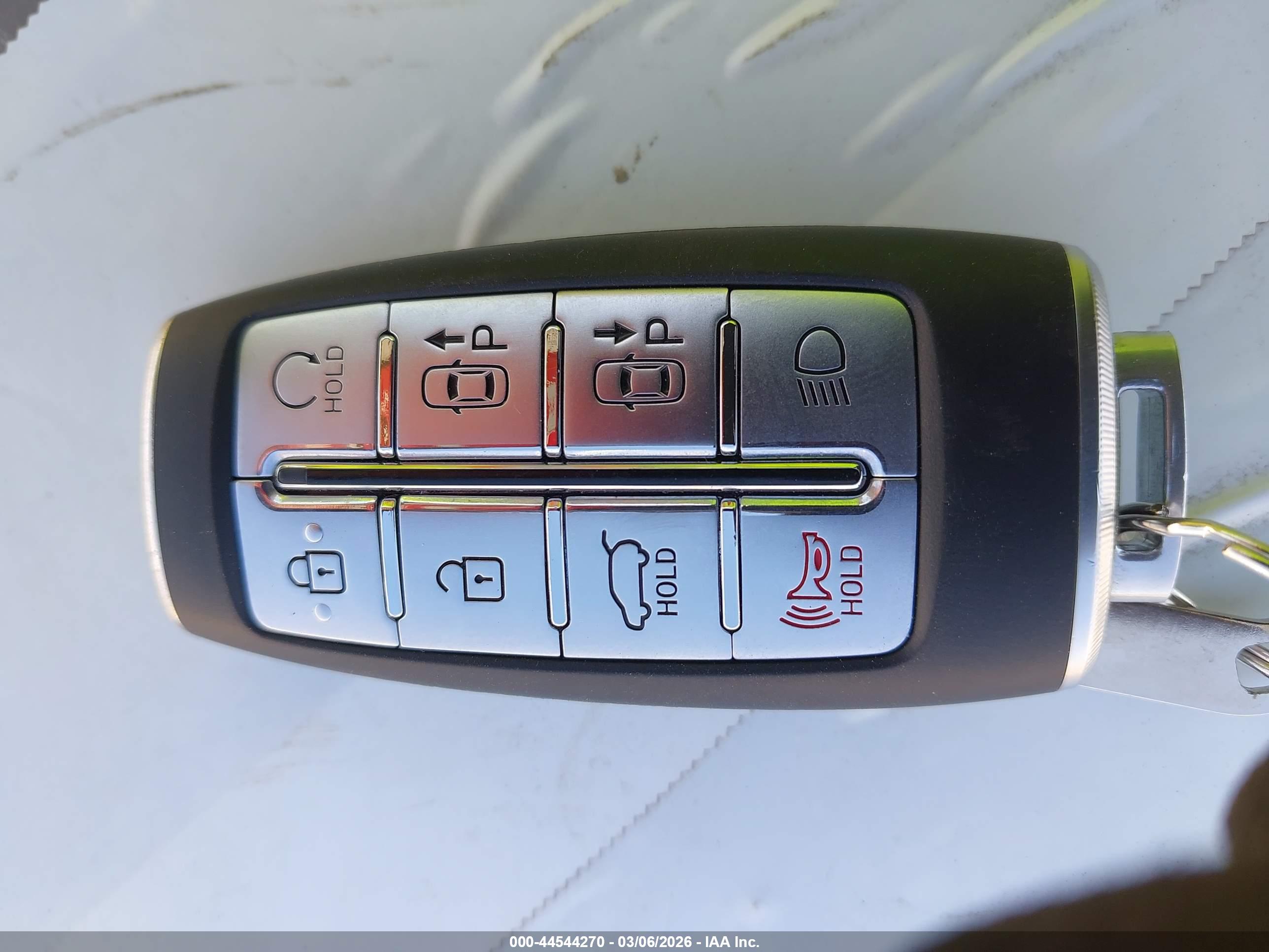 GENESIS GV80 image 11
