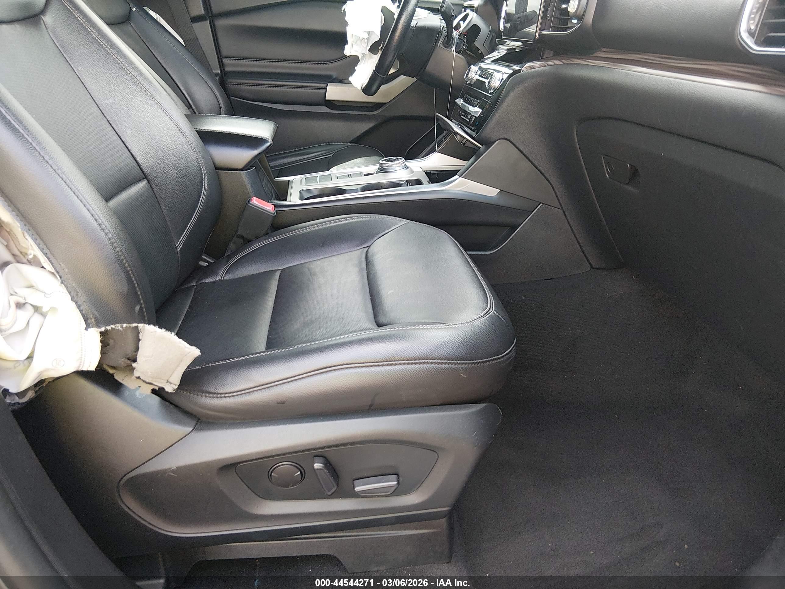 FORD EXPLORER image 5