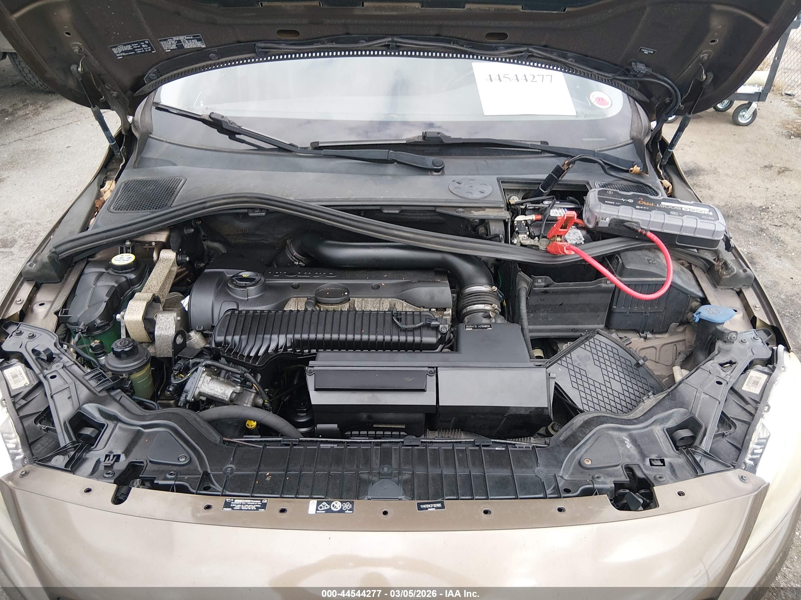 VOLVO V60 image 10