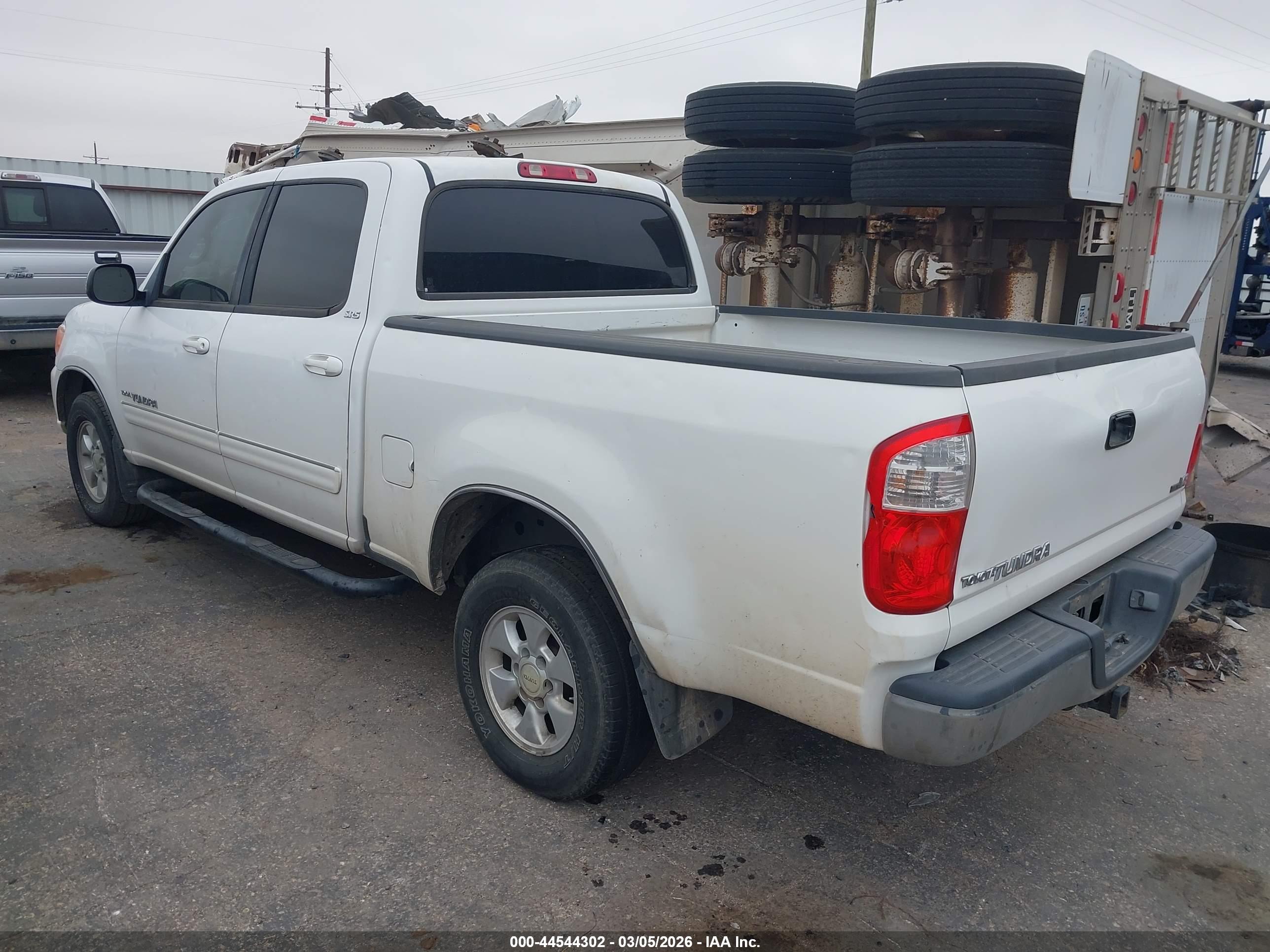 TOYOTA TUNDRA image 3