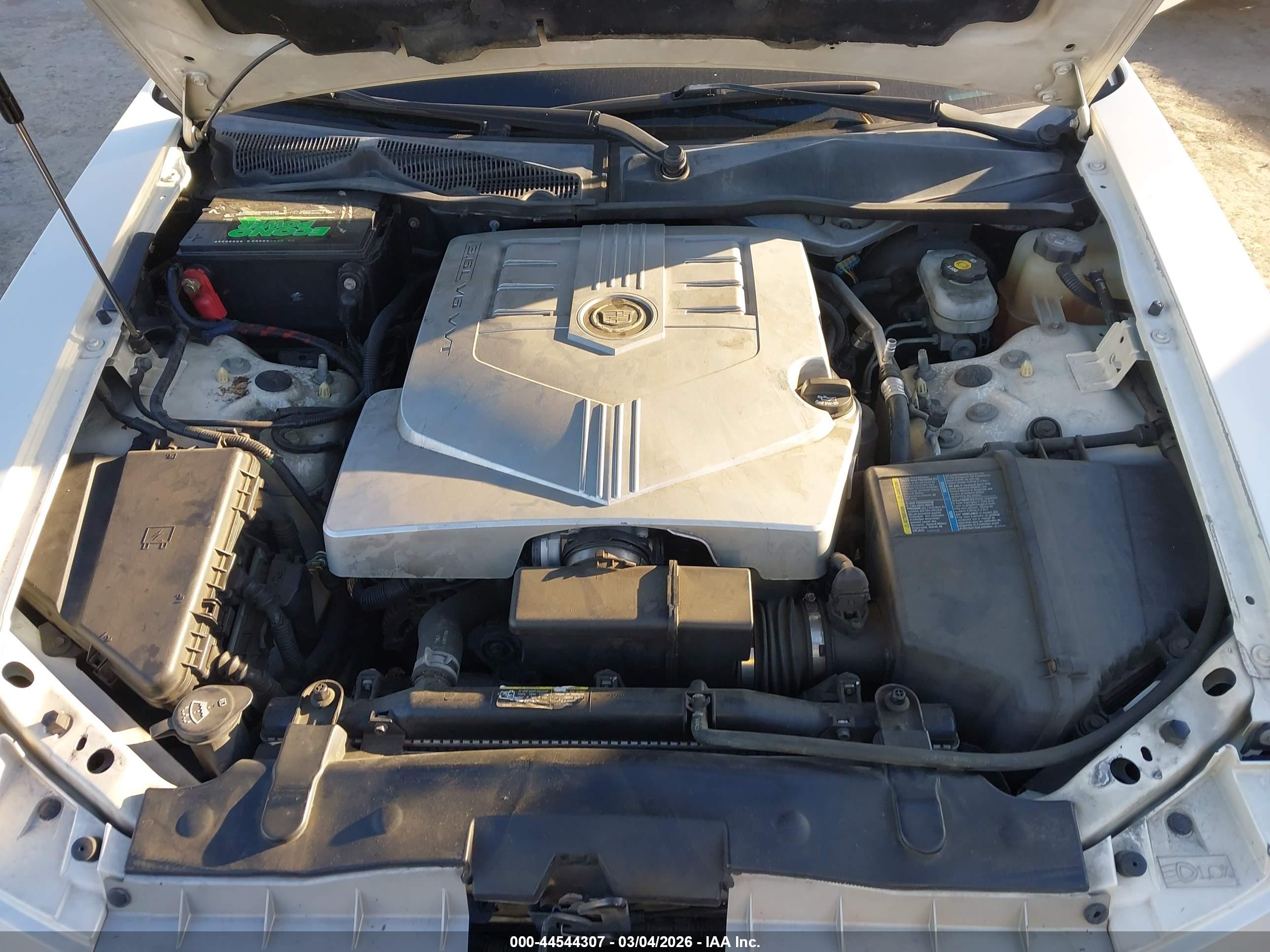 CADILLAC CTS image 10