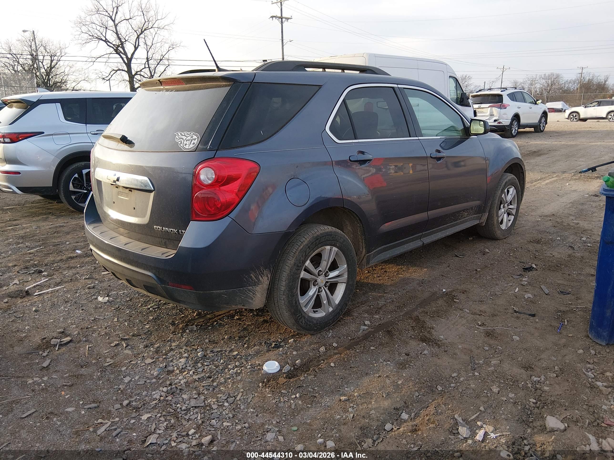 CHEVROLET EQUINOX image 4