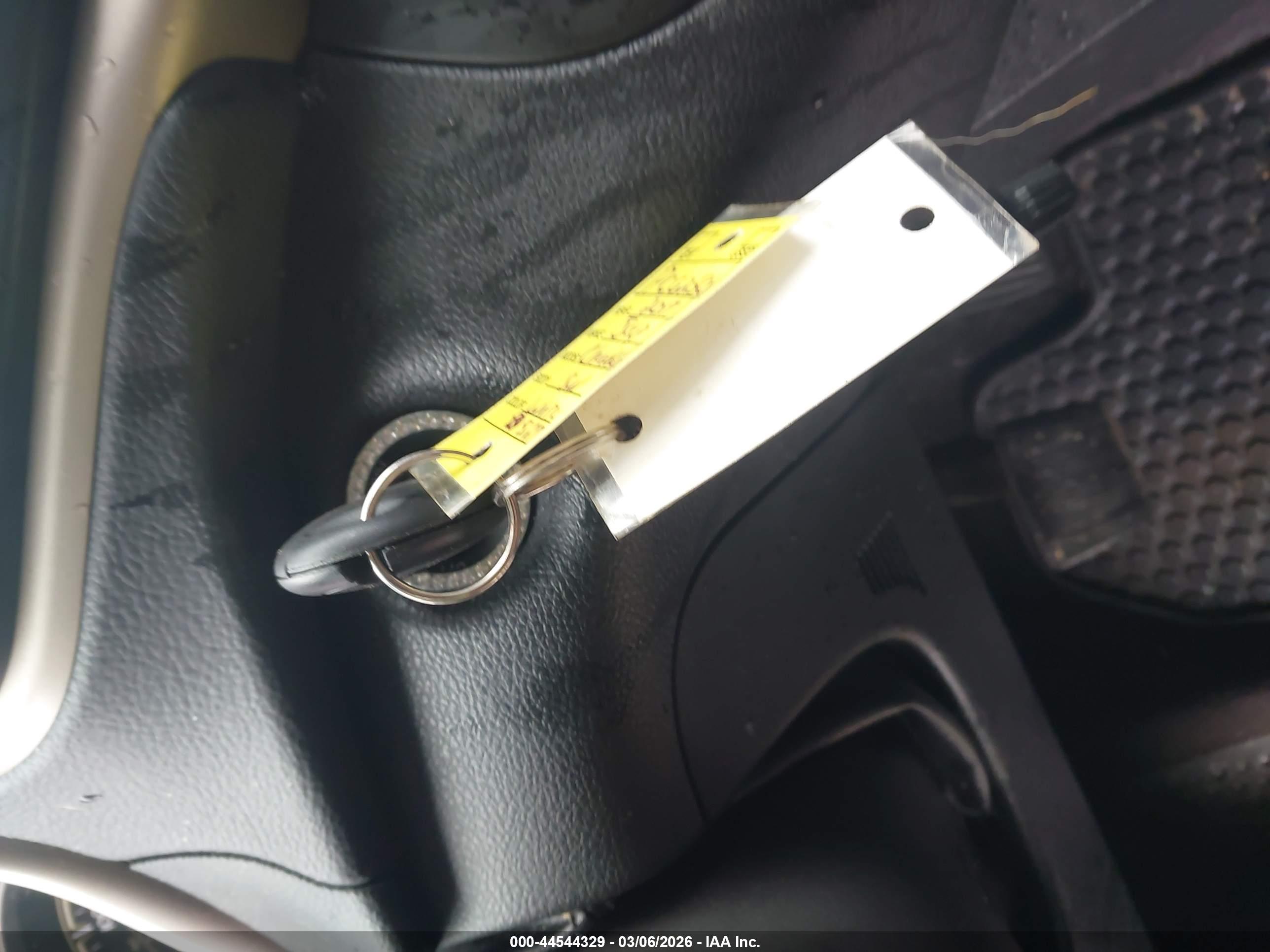 JEEP CHEROKEE image 11