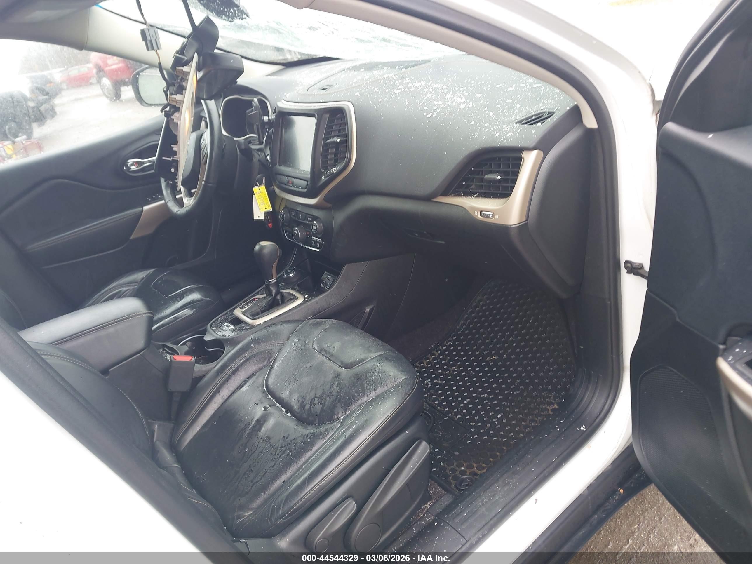 JEEP CHEROKEE image 5