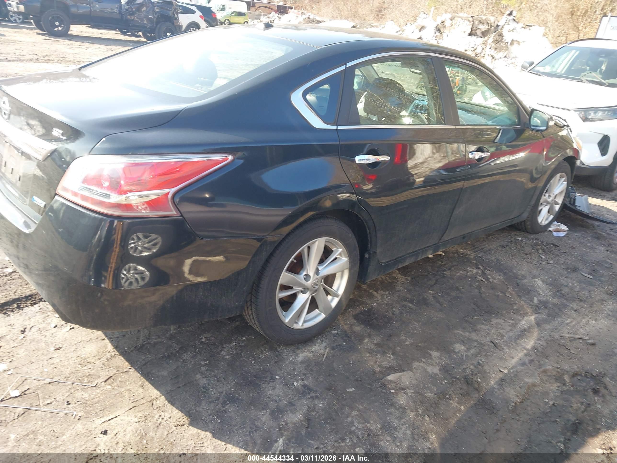 NISSAN ALTIMA image 4