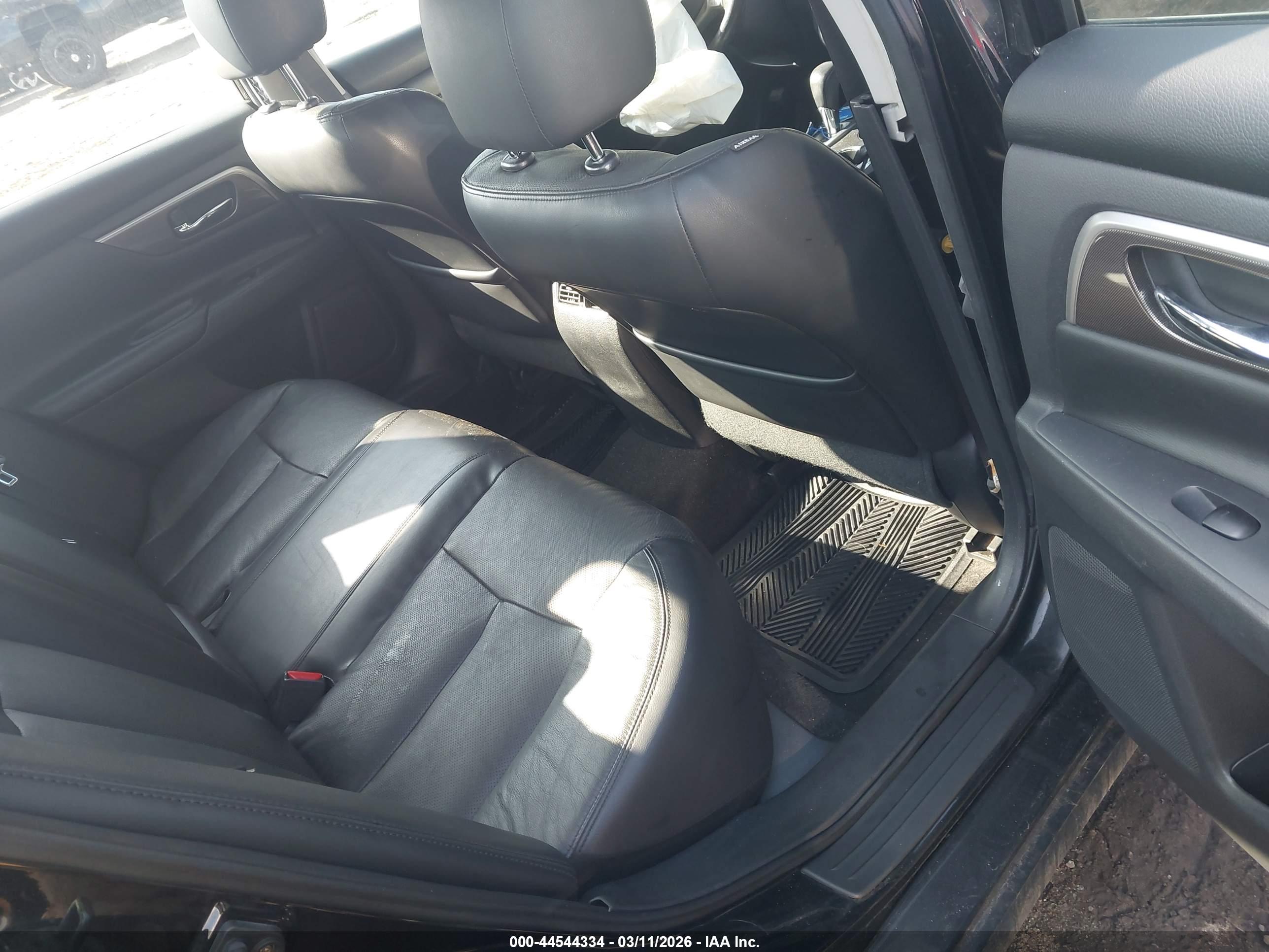 NISSAN ALTIMA image 8