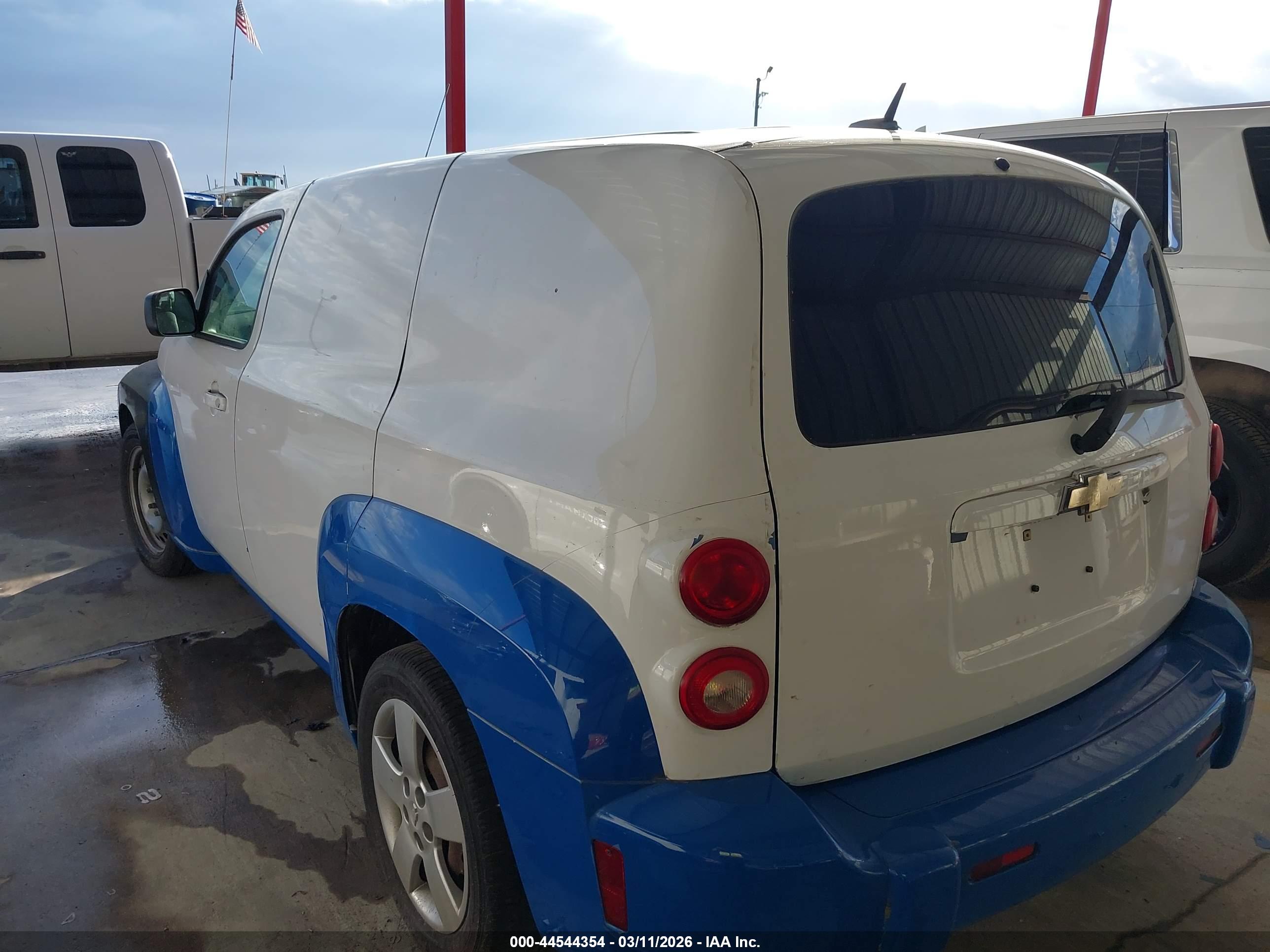 CHEVROLET HHR image 3