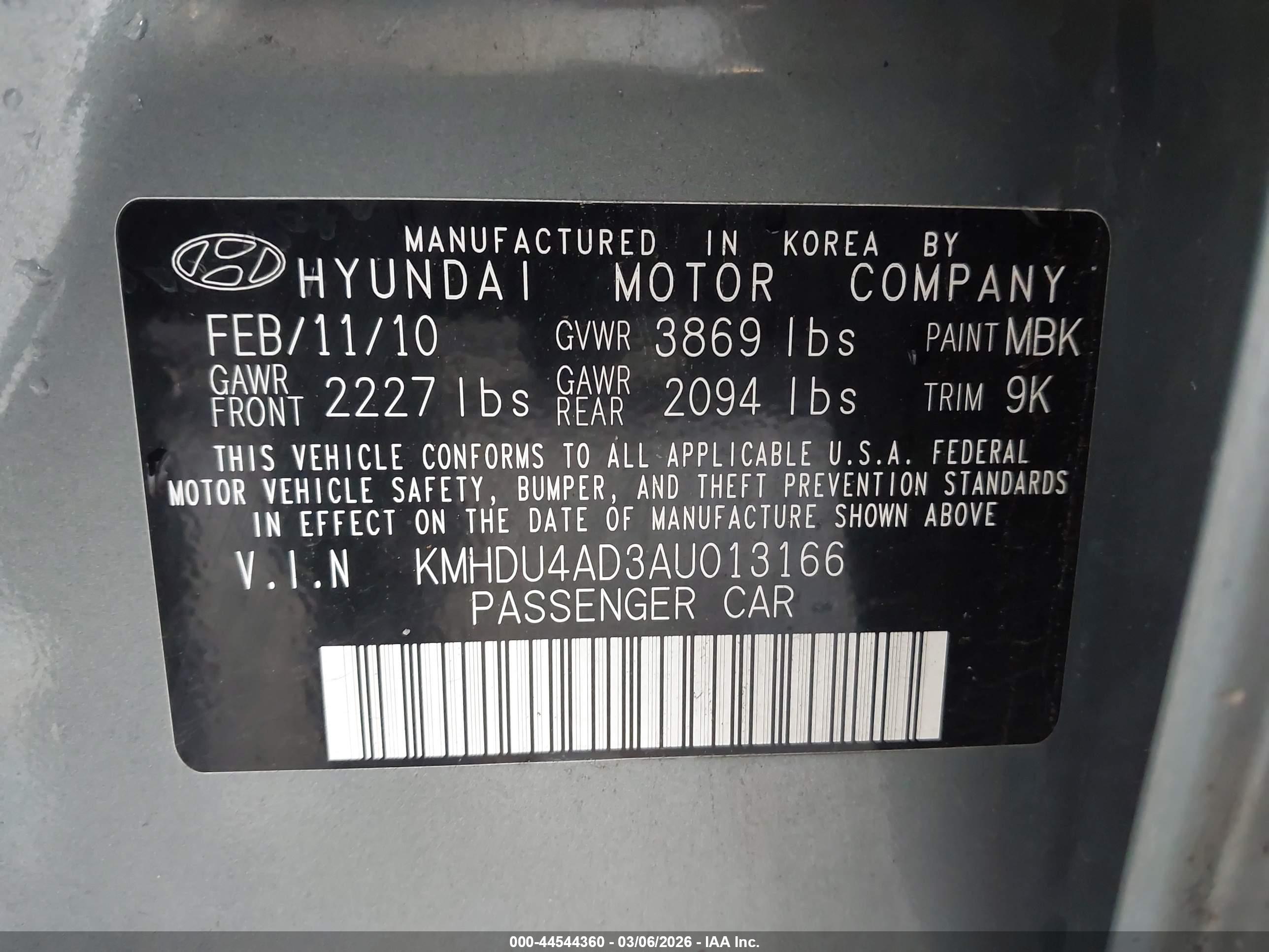 HYUNDAI ELANTRA image 9