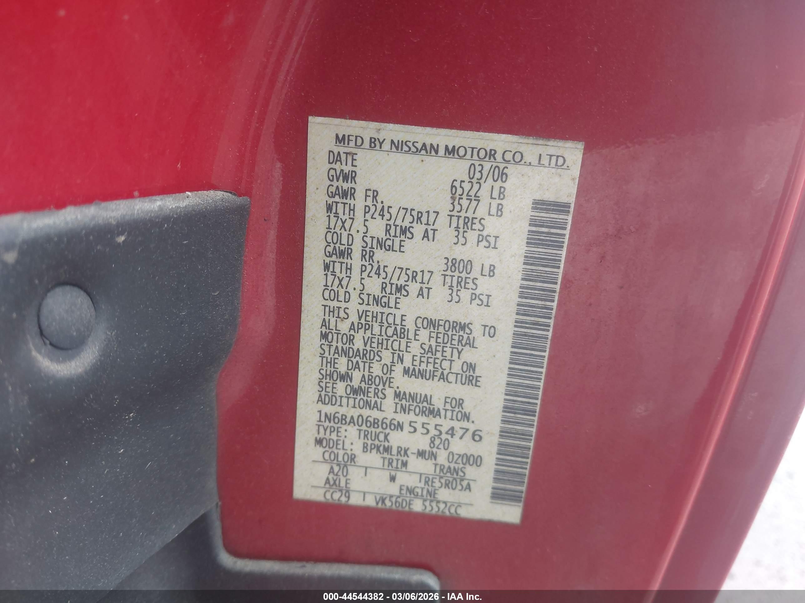 NISSAN TITAN image 9