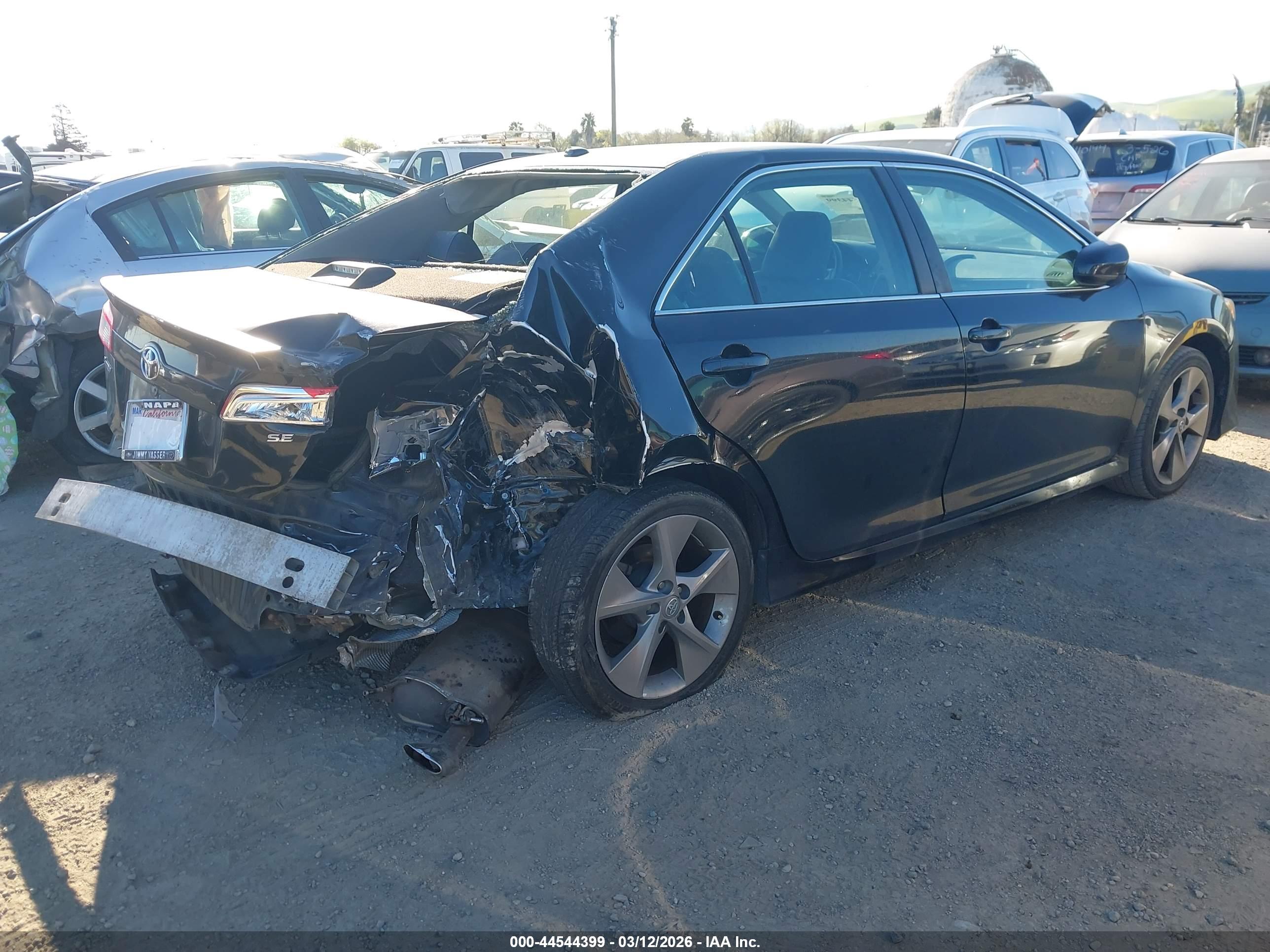 TOYOTA CAMRY image 4
