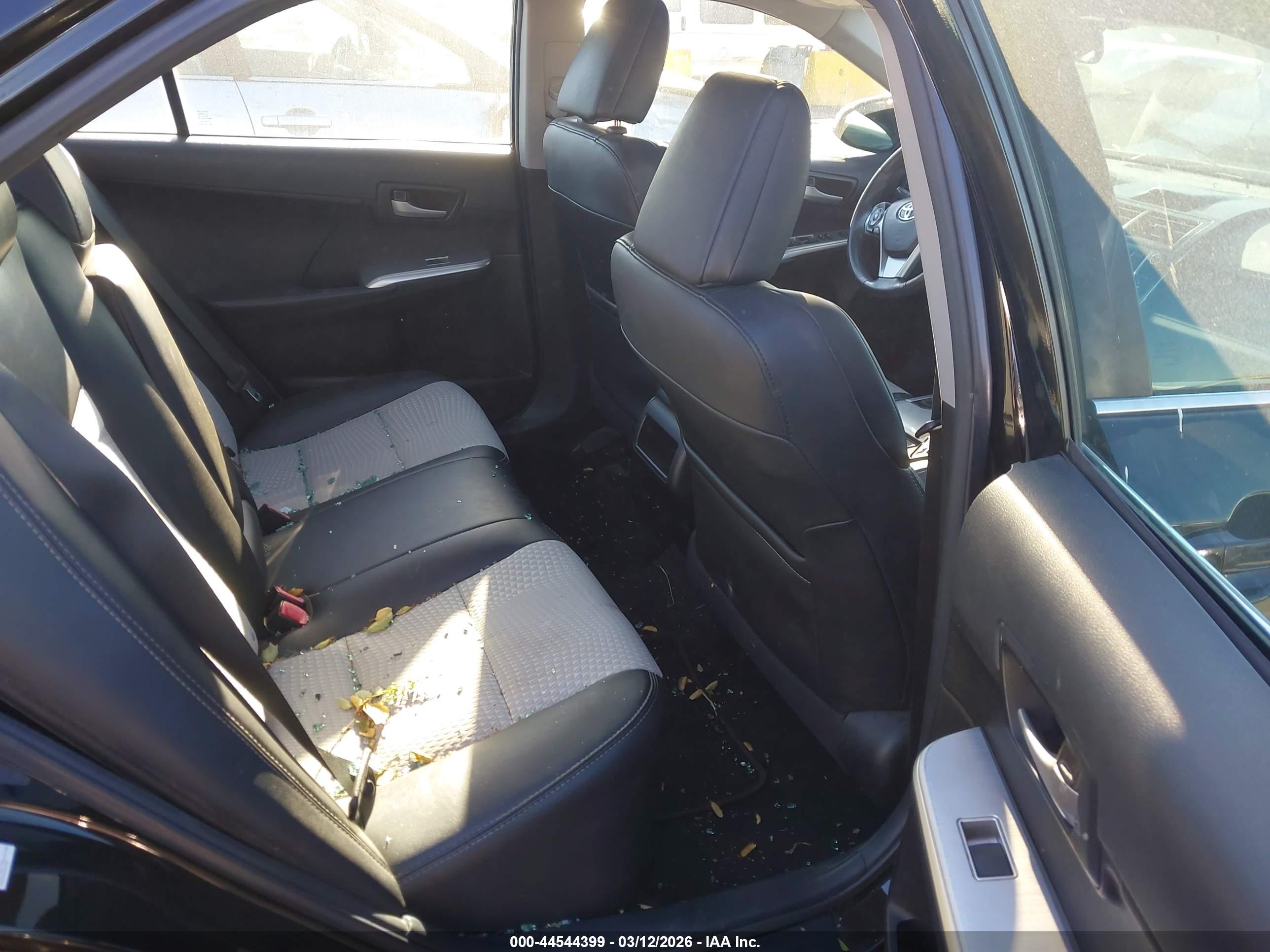 TOYOTA CAMRY image 8