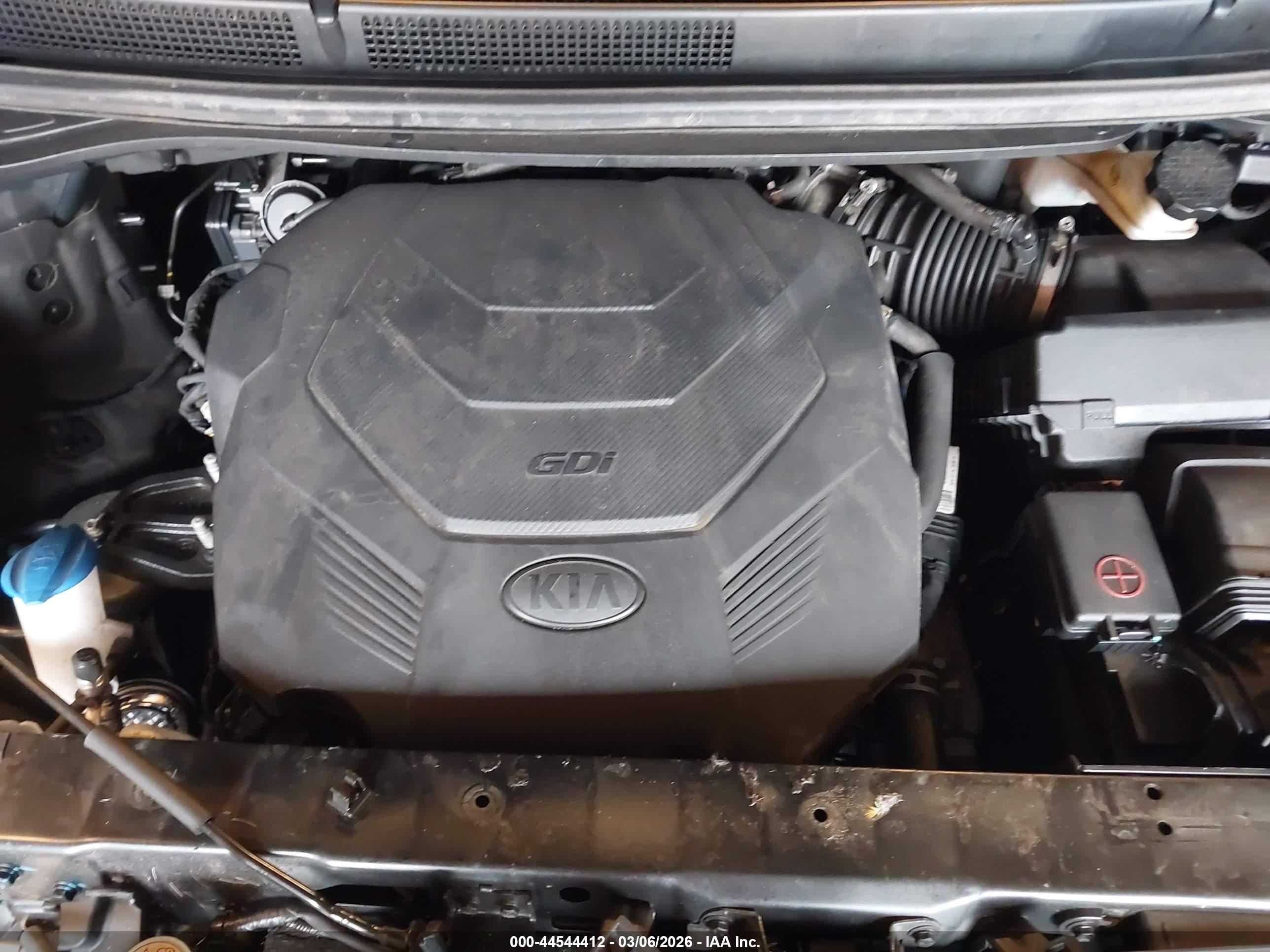 KIA SEDONA image 10