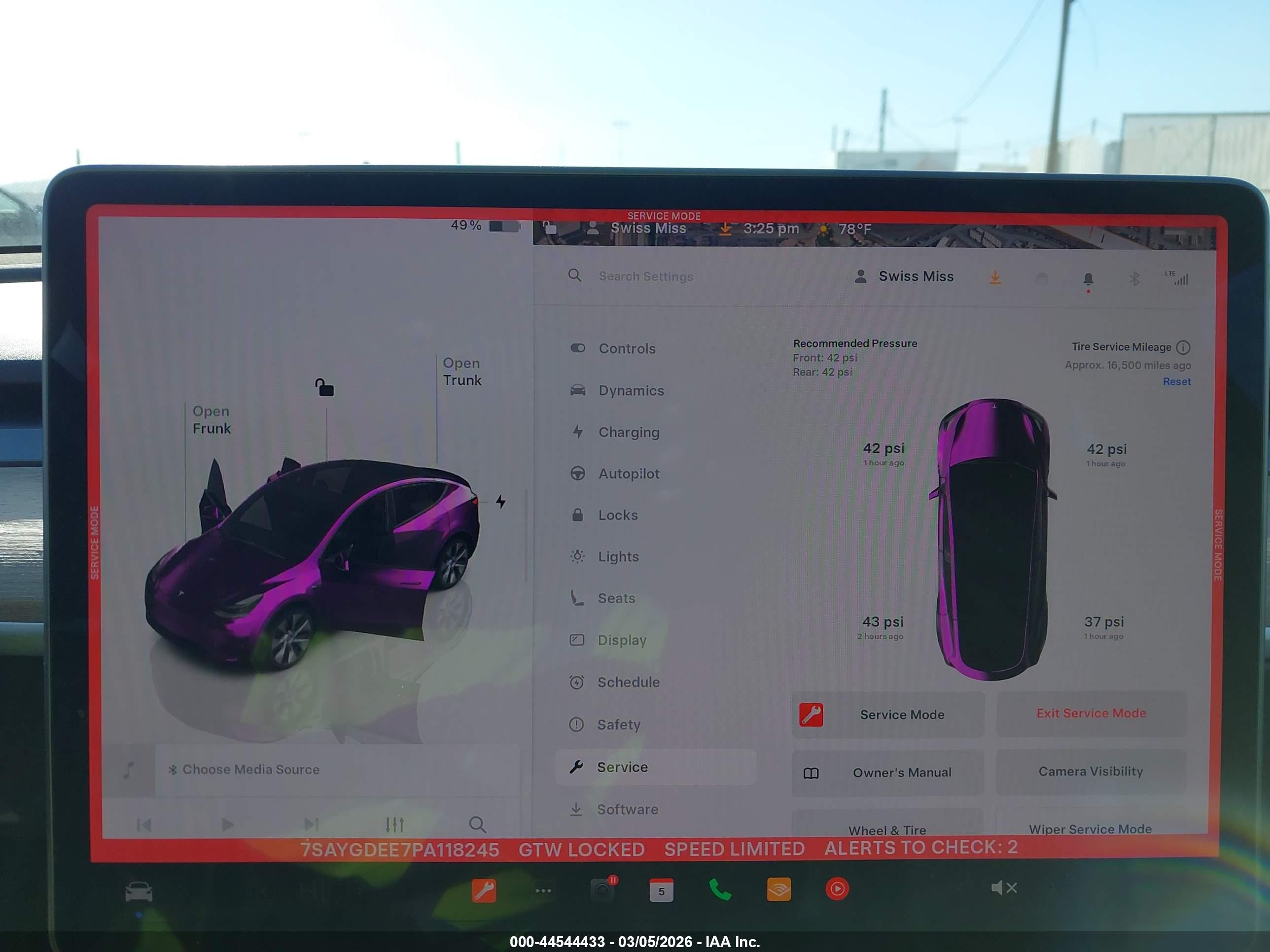 TESLA MODEL image 7