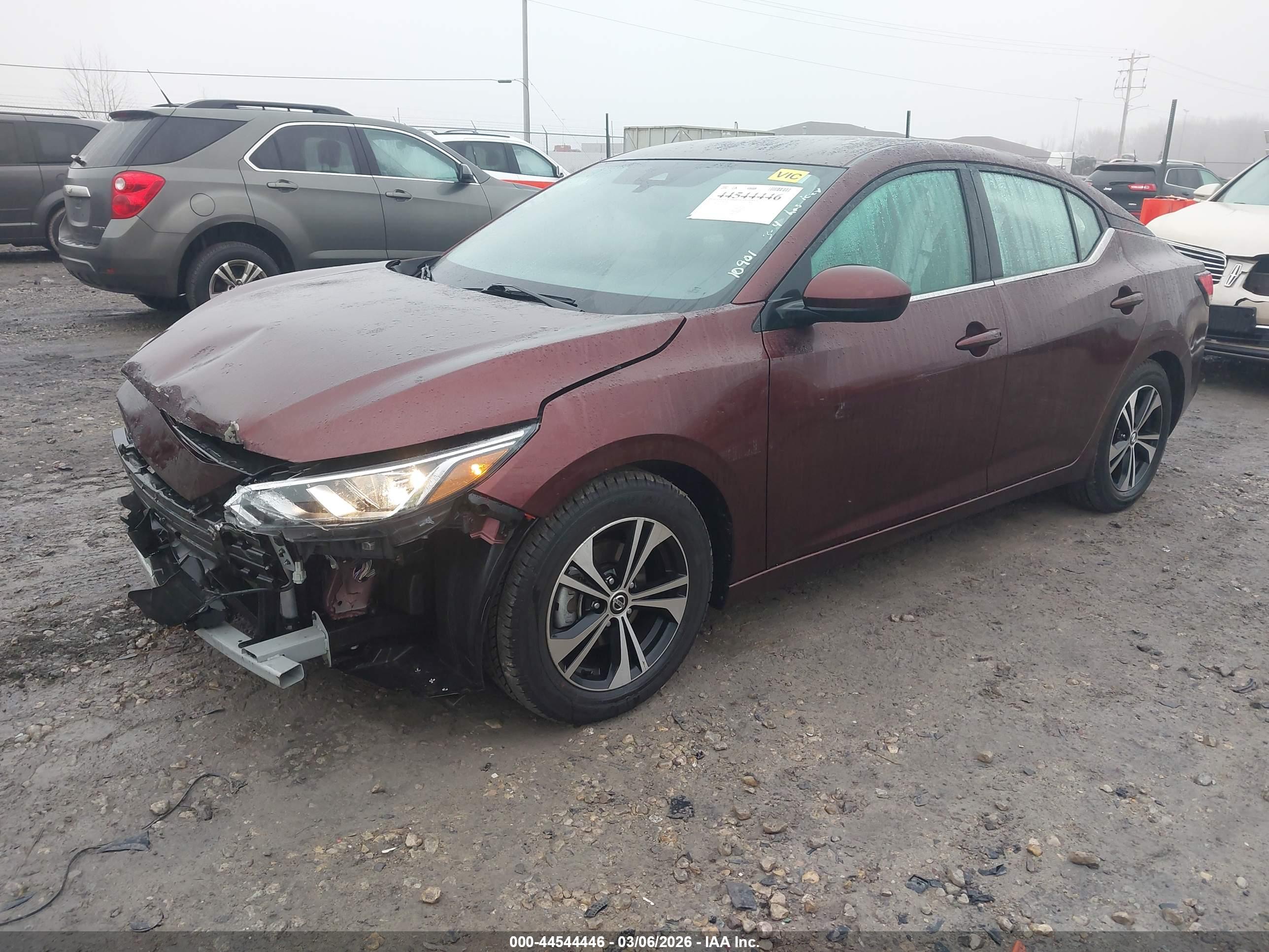 NISSAN SENTRA image 2