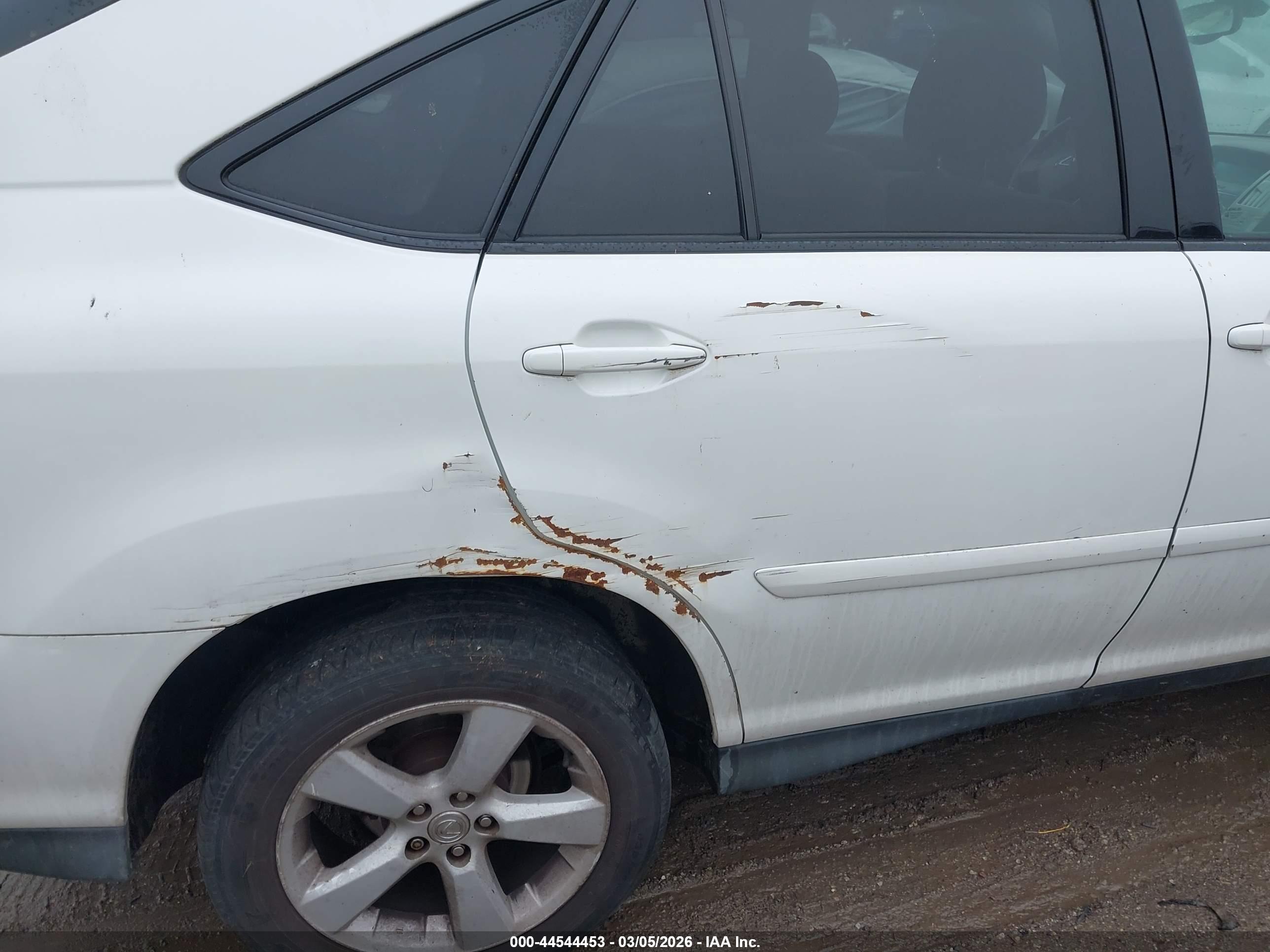 LEXUS RX image 6
