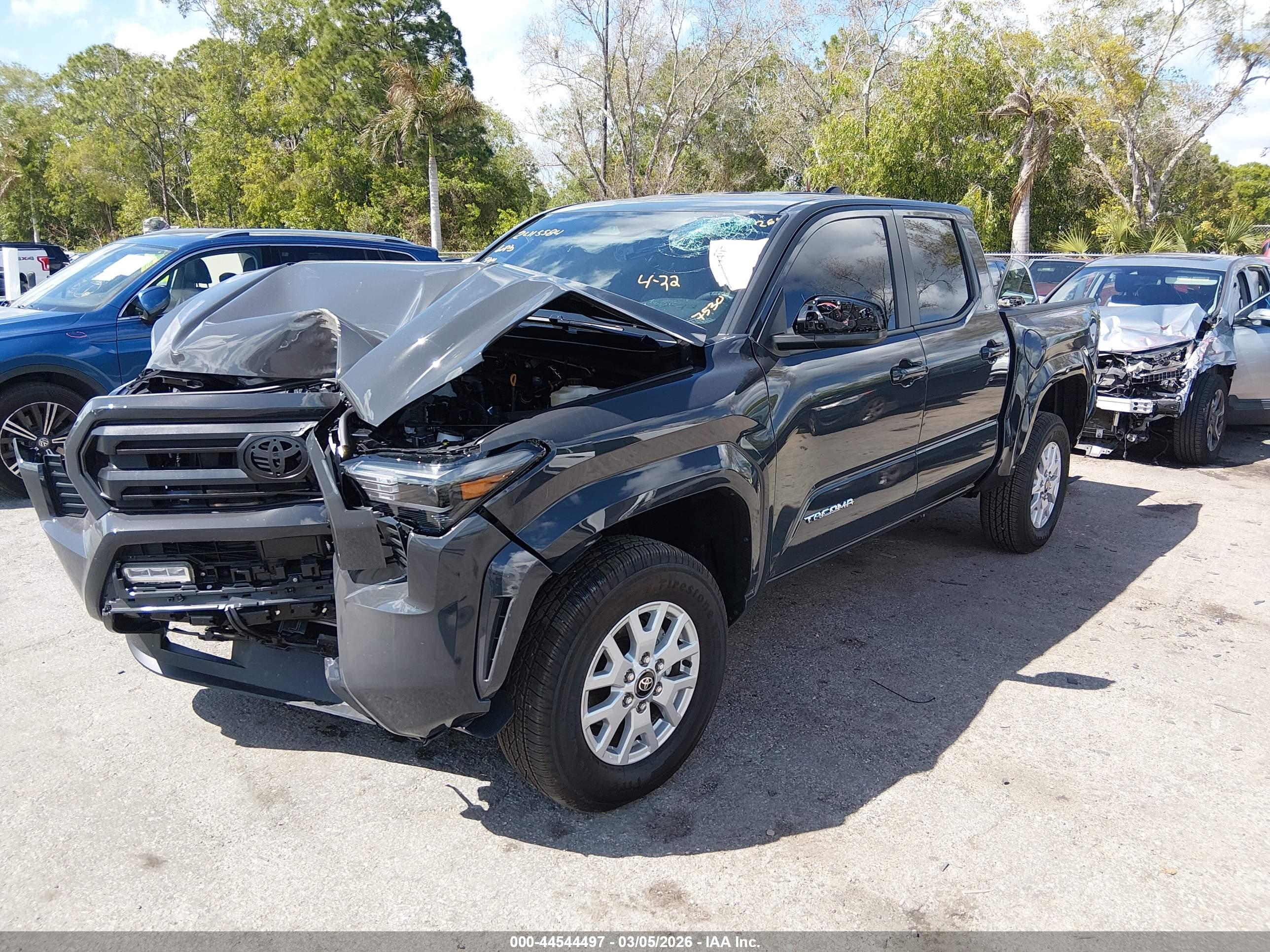 TOYOTA TACOMA image 2