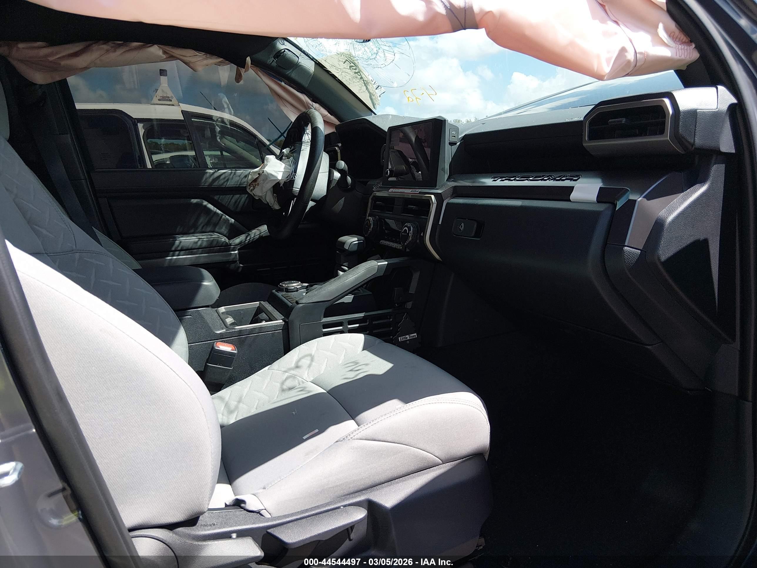 TOYOTA TACOMA image 5
