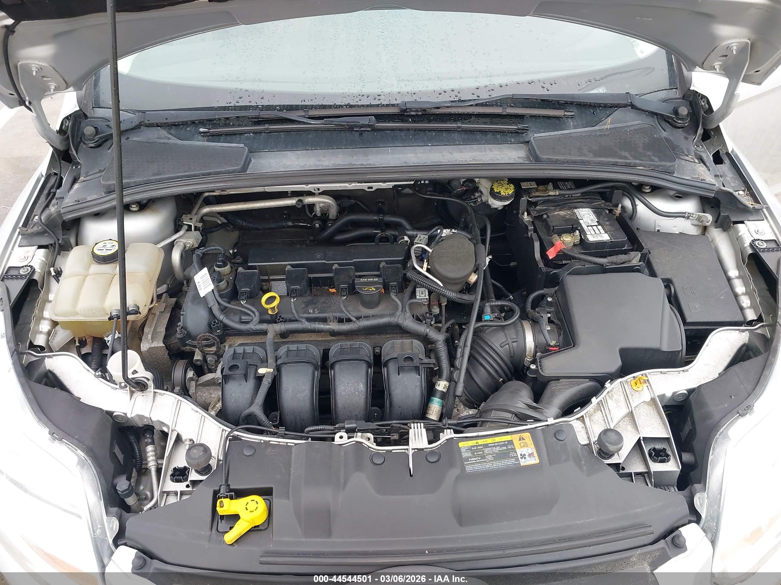 FORD FOCUS image 10