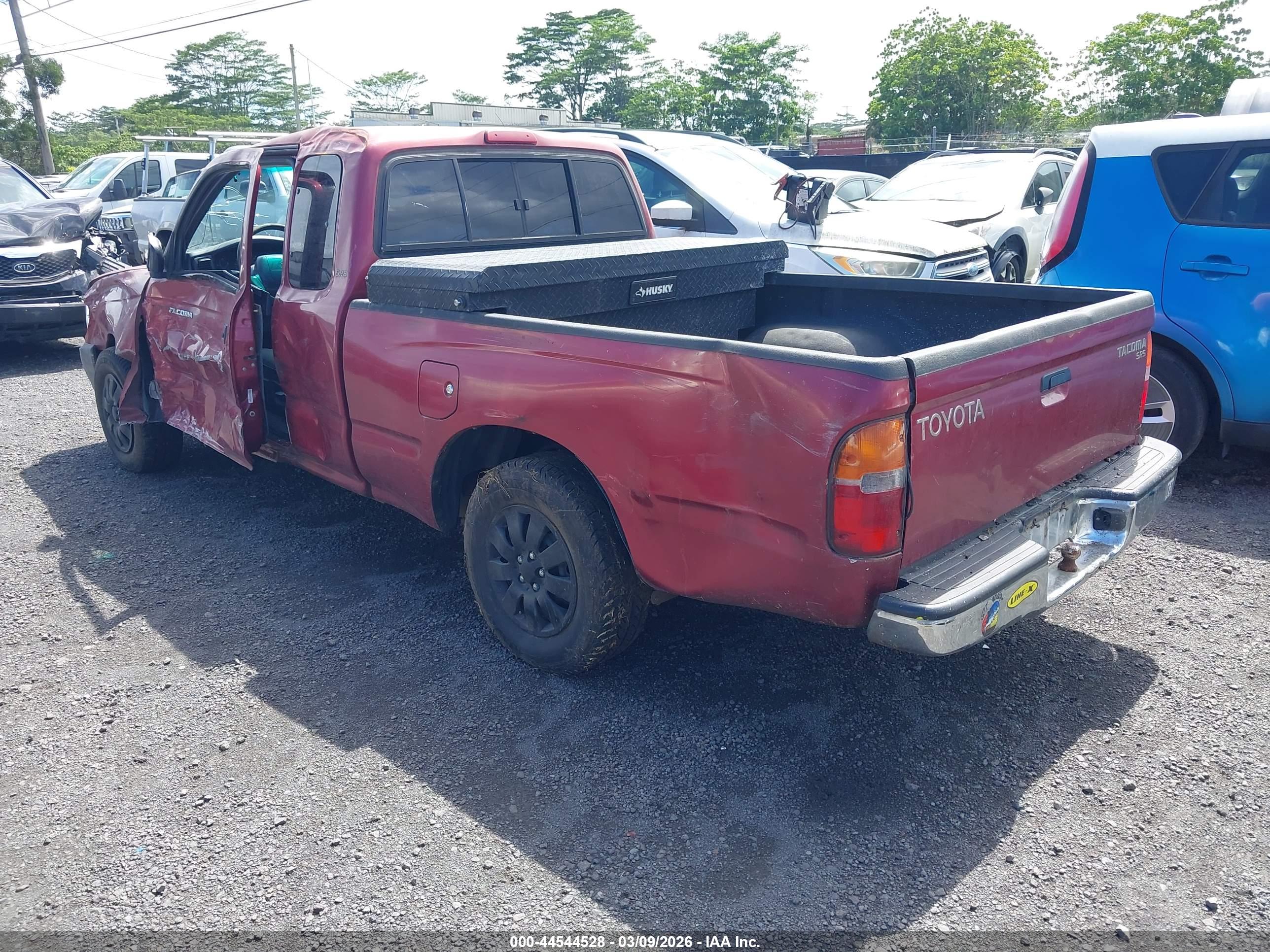 TOYOTA TACOMA image 3