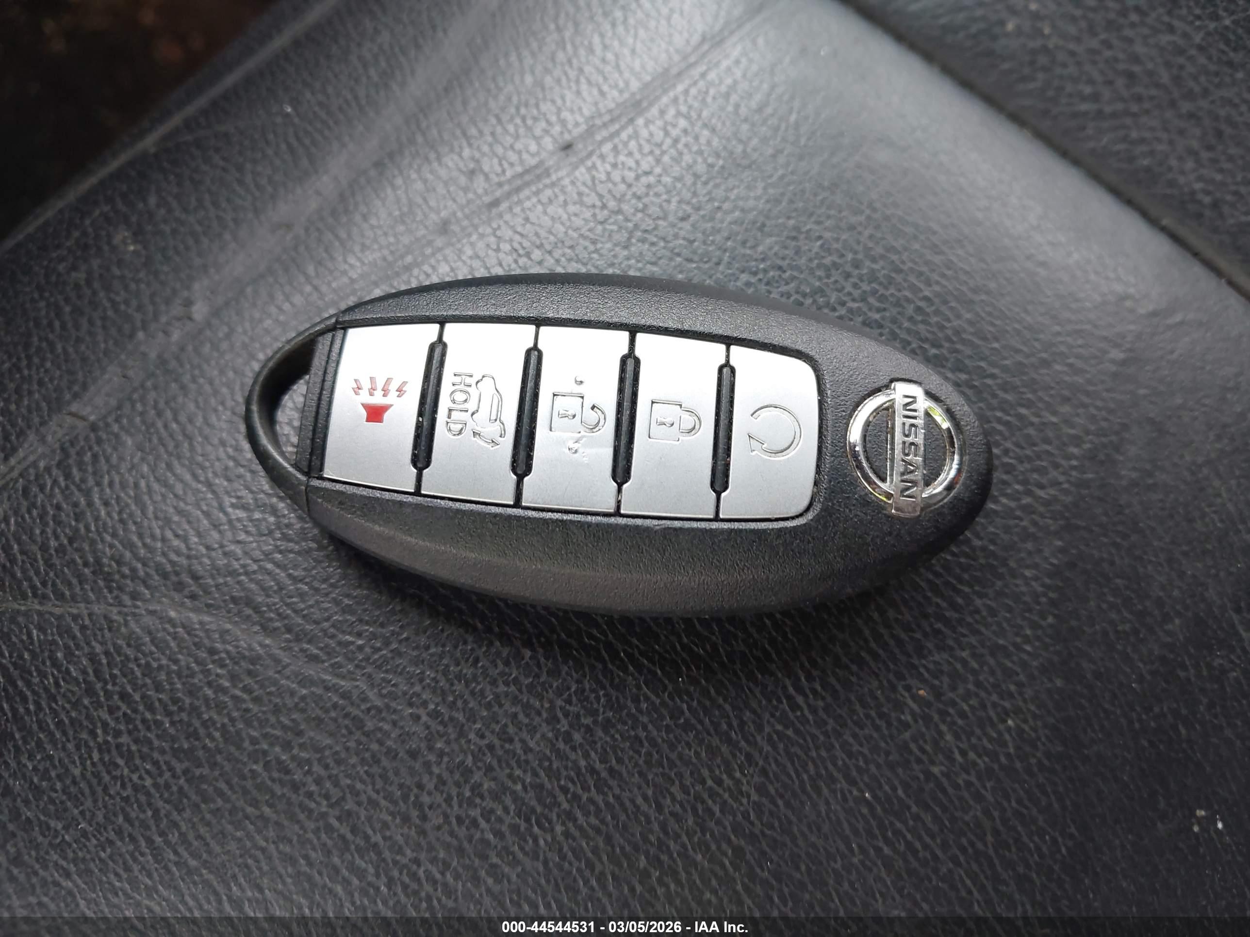 NISSAN PATHFINDER image 11