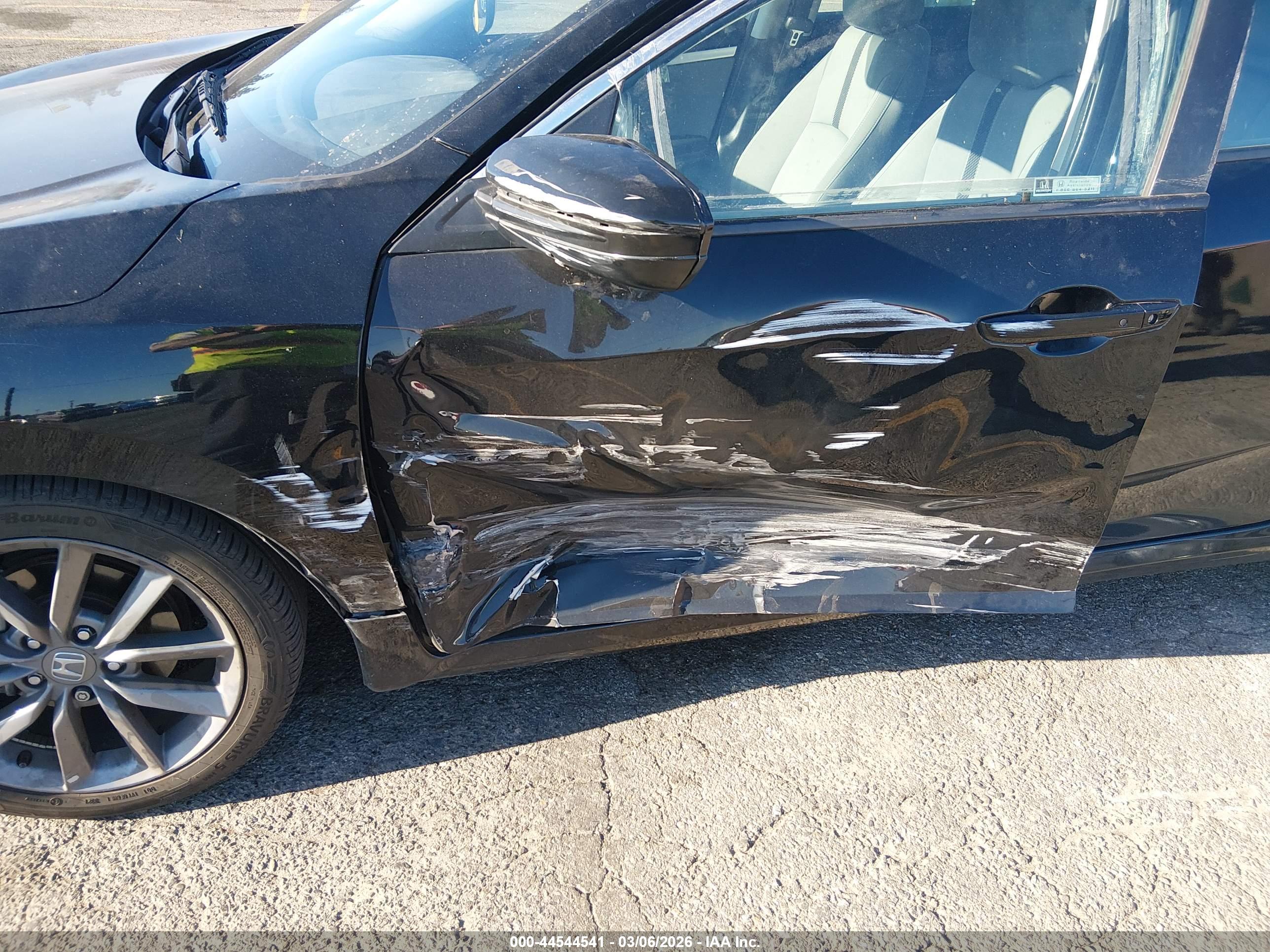 HONDA CIVIC image 6