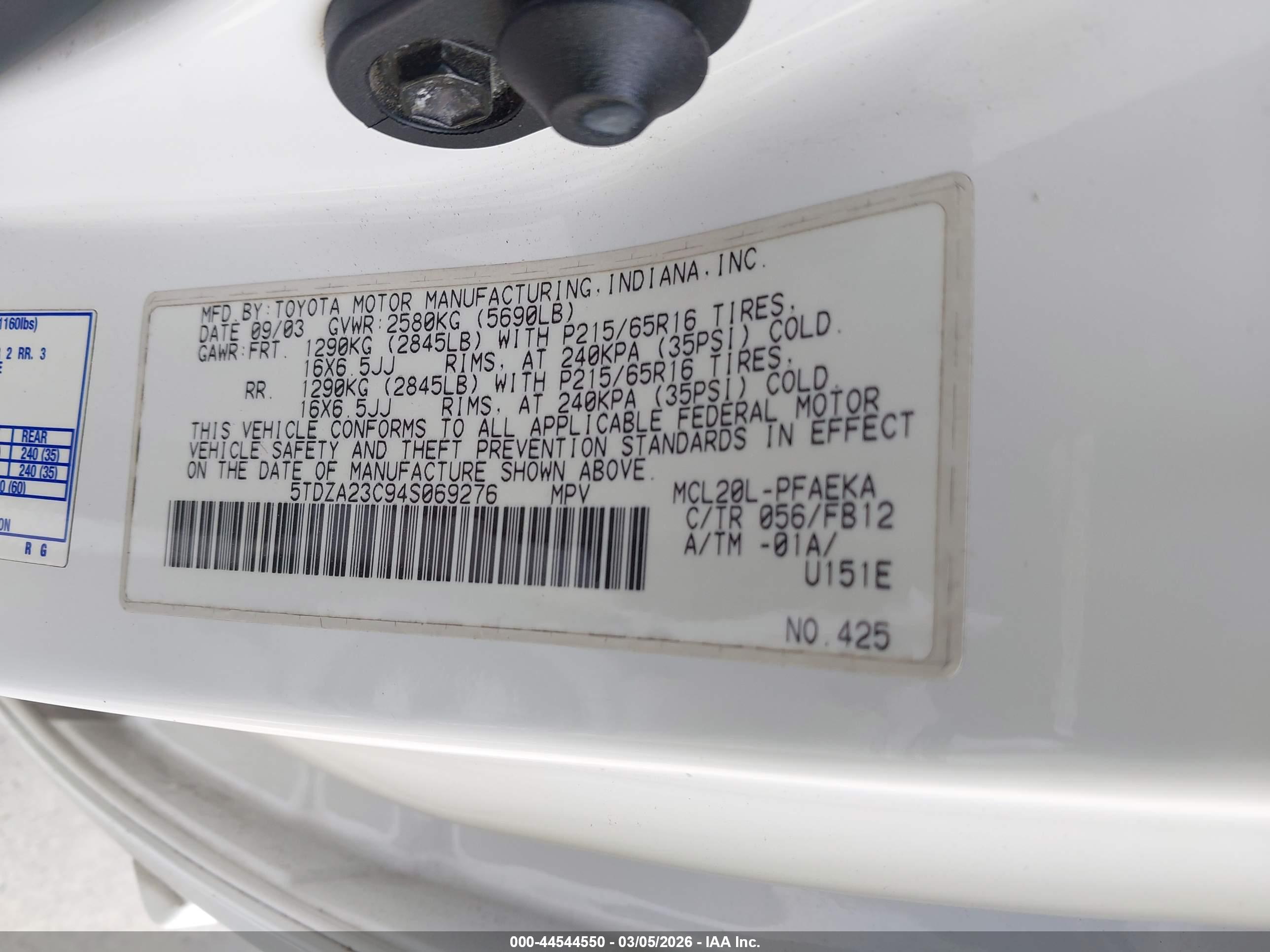 TOYOTA SIENNA image 9