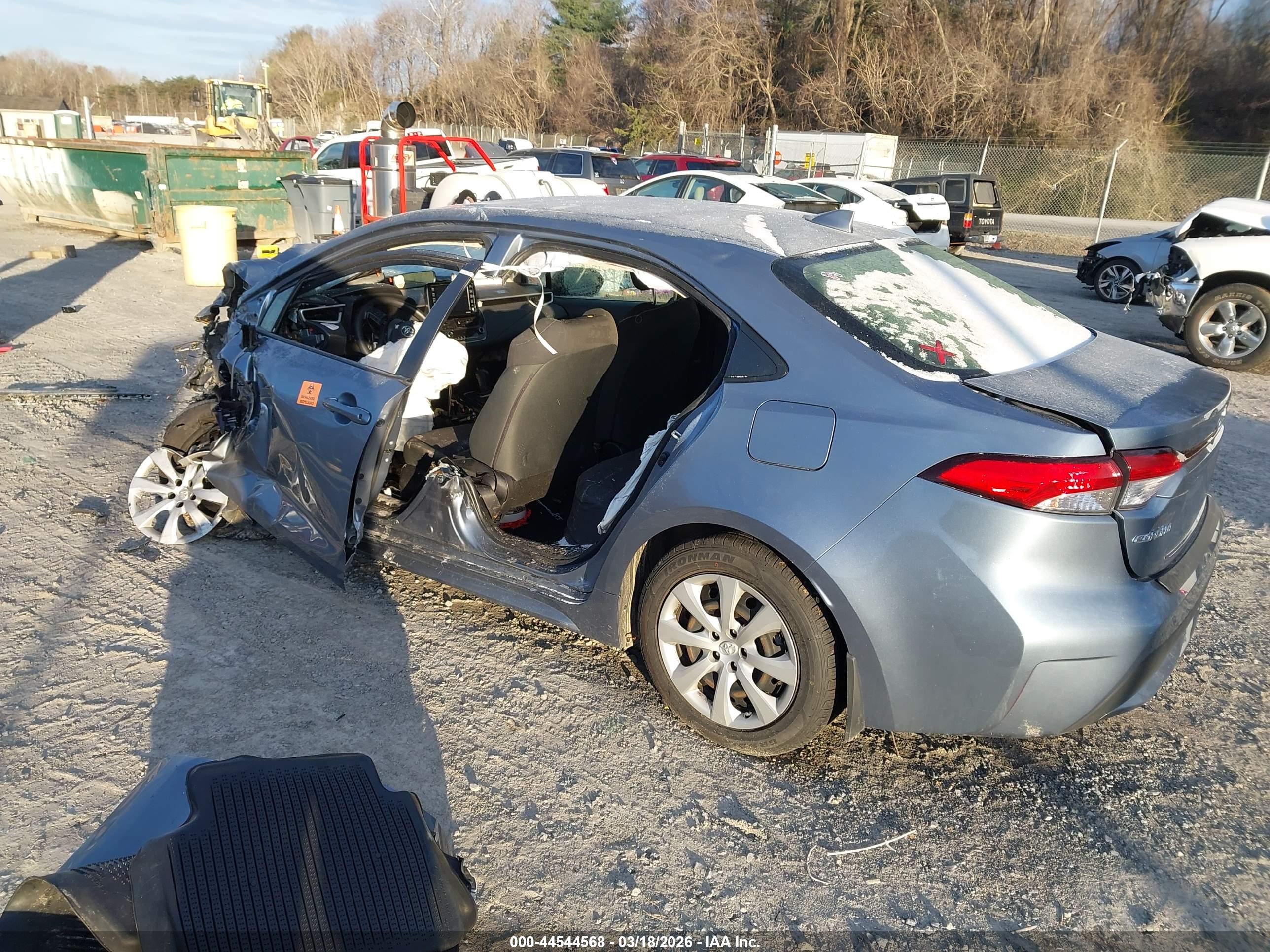 TOYOTA COROLLA image 3