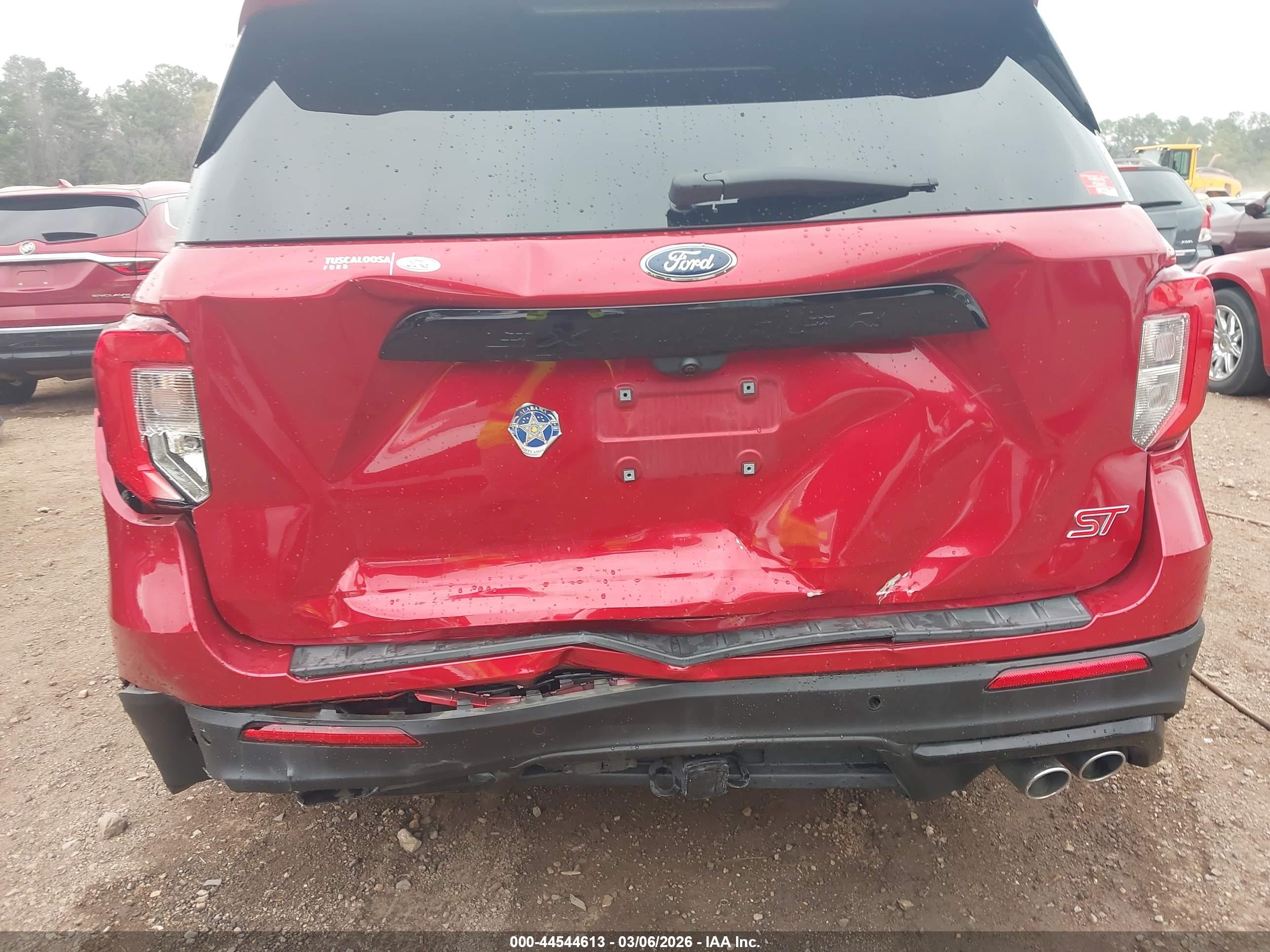 FORD EXPLORER image 6