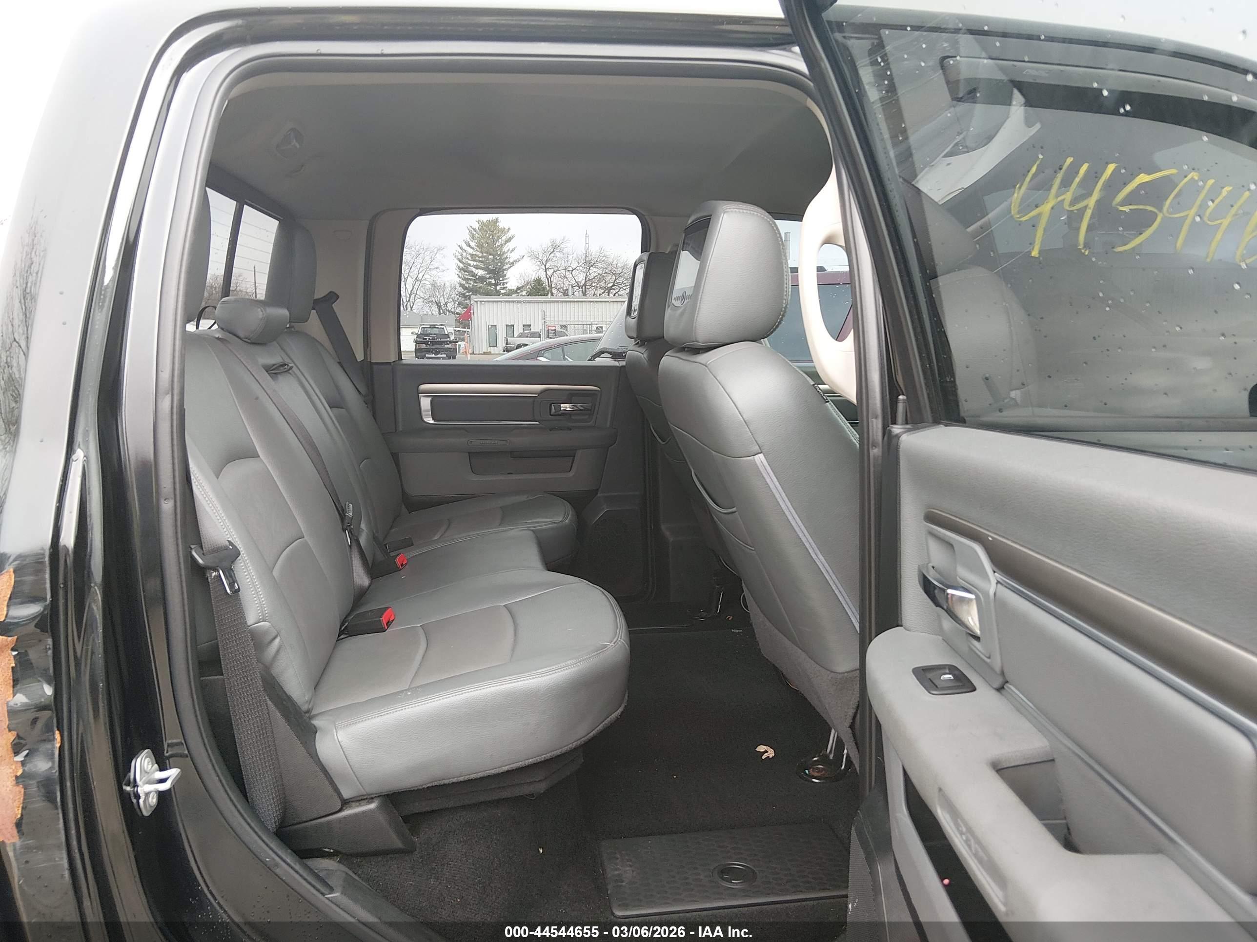 RAM 1500 image 8