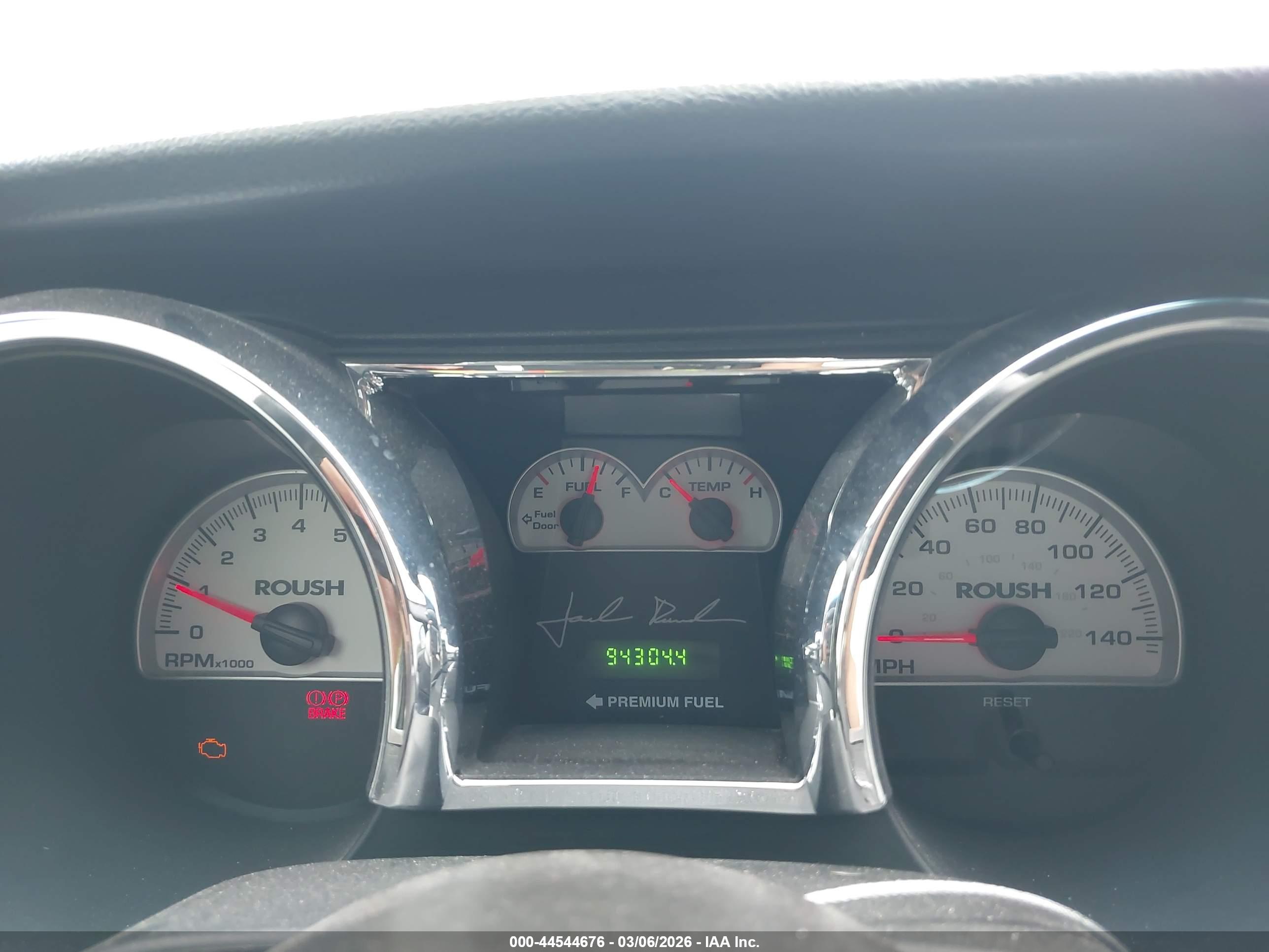 FORD MUSTANG image 7