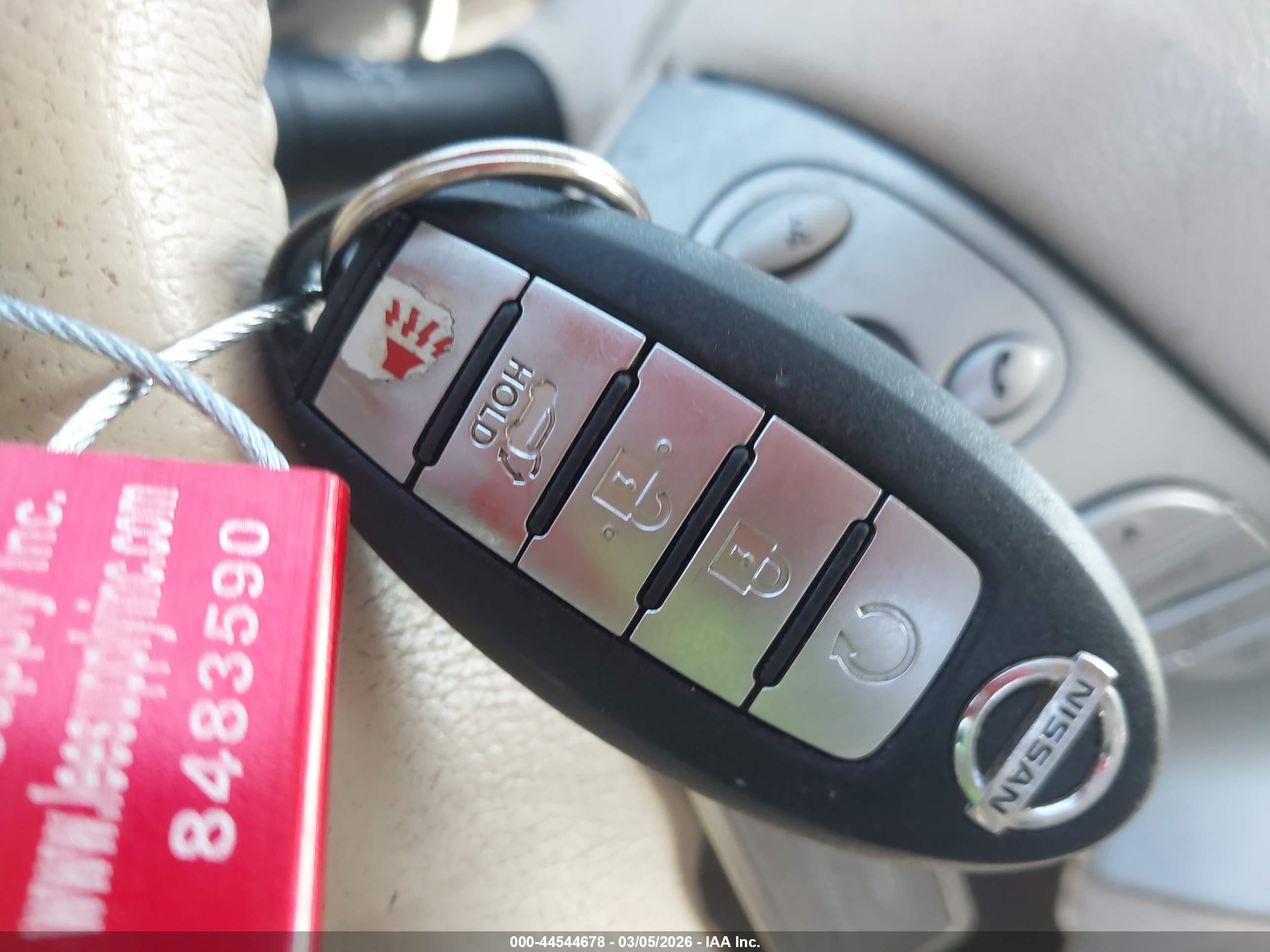 NISSAN MURANO image 11