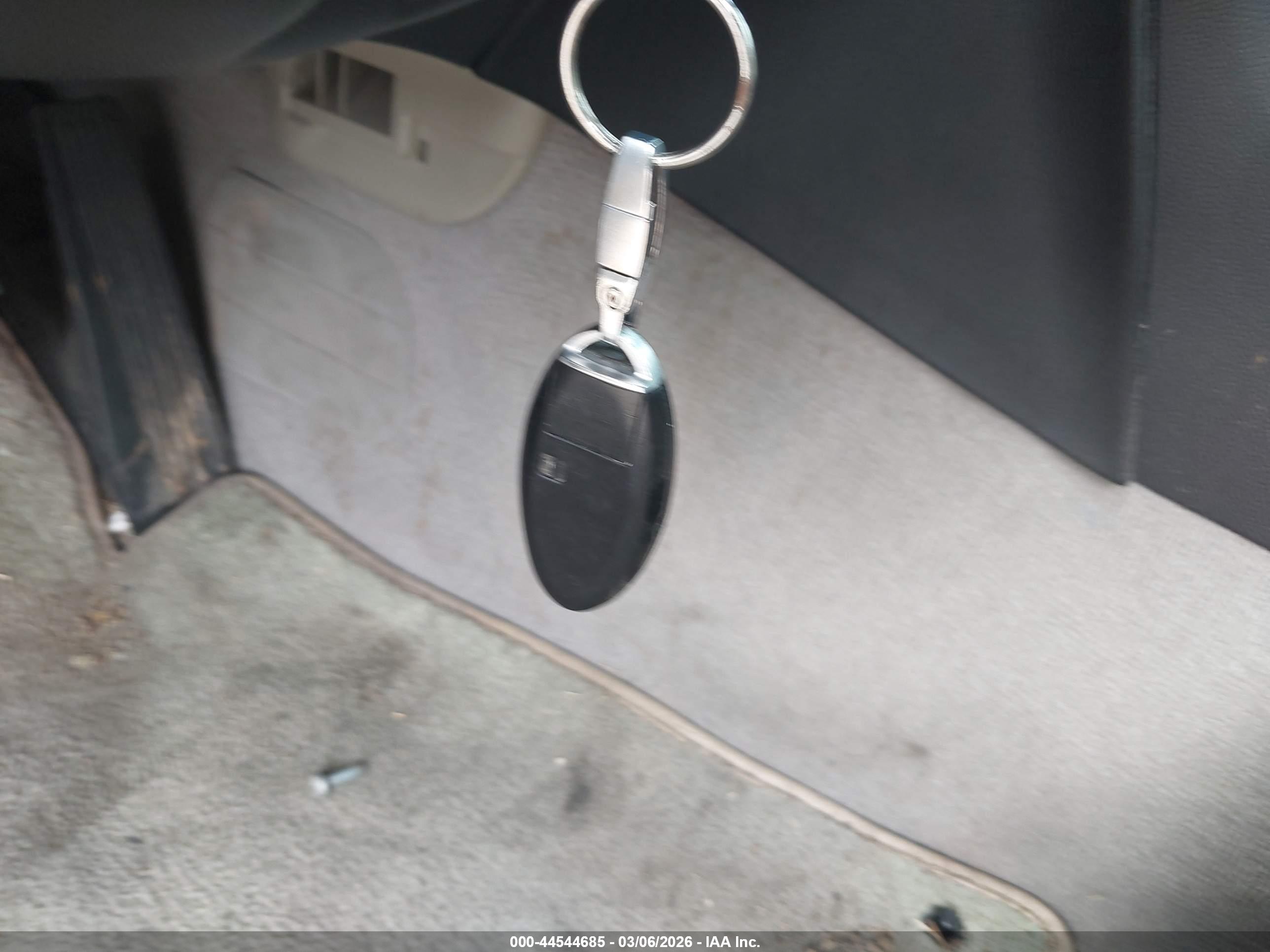 INFINITI G37 image 11