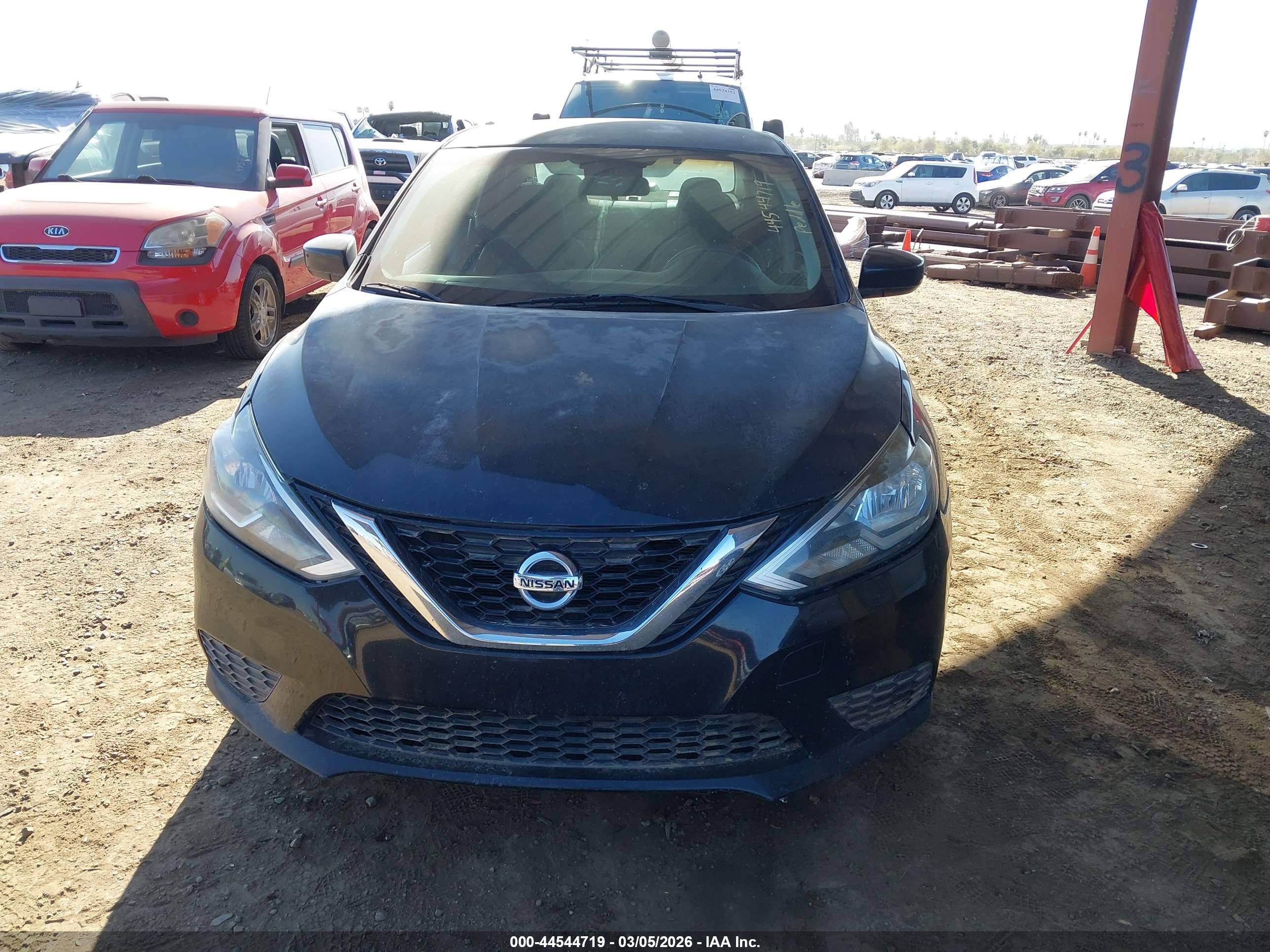 NISSAN SENTRA image 6