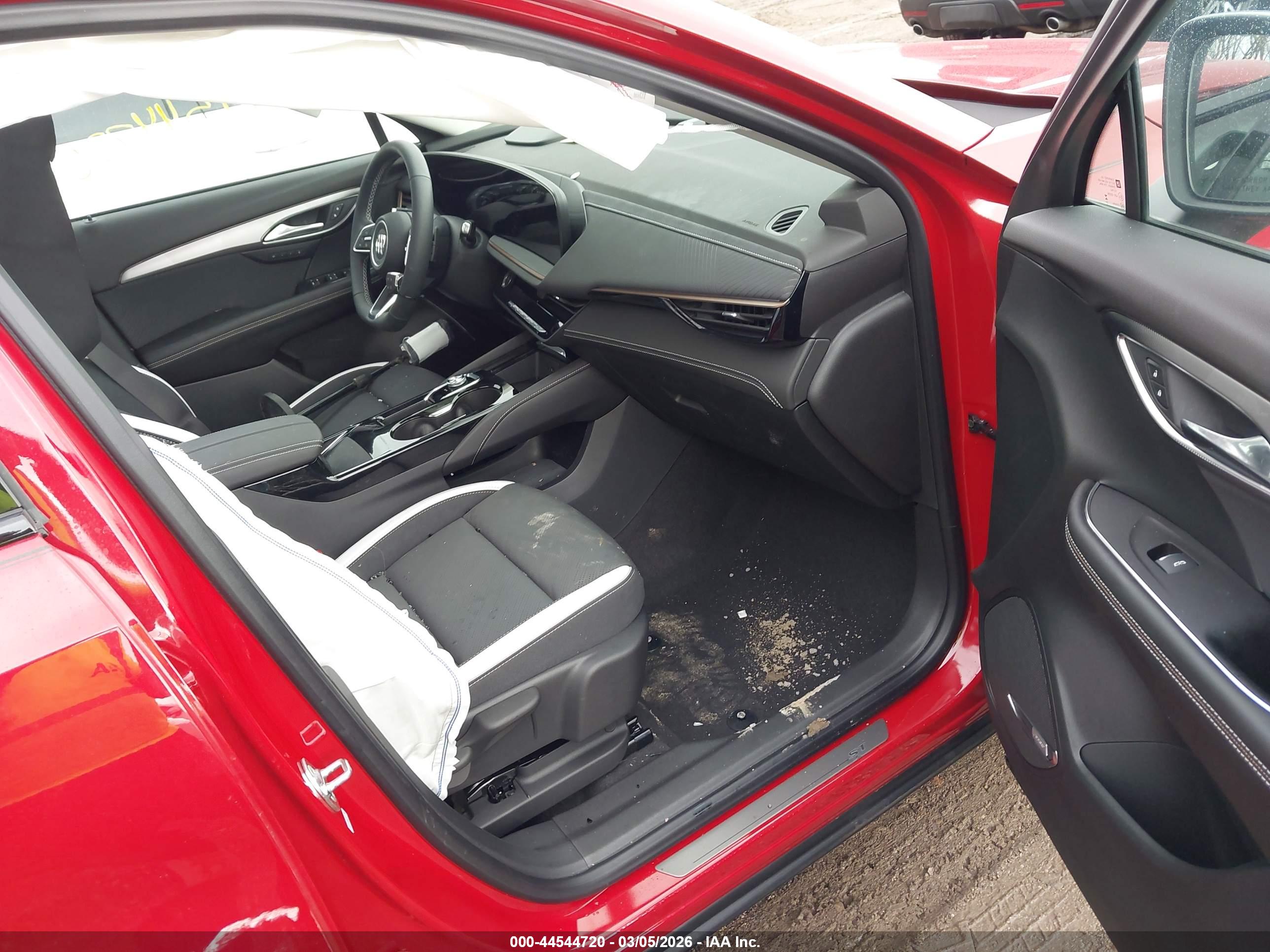 BUICK ENVISION image 5