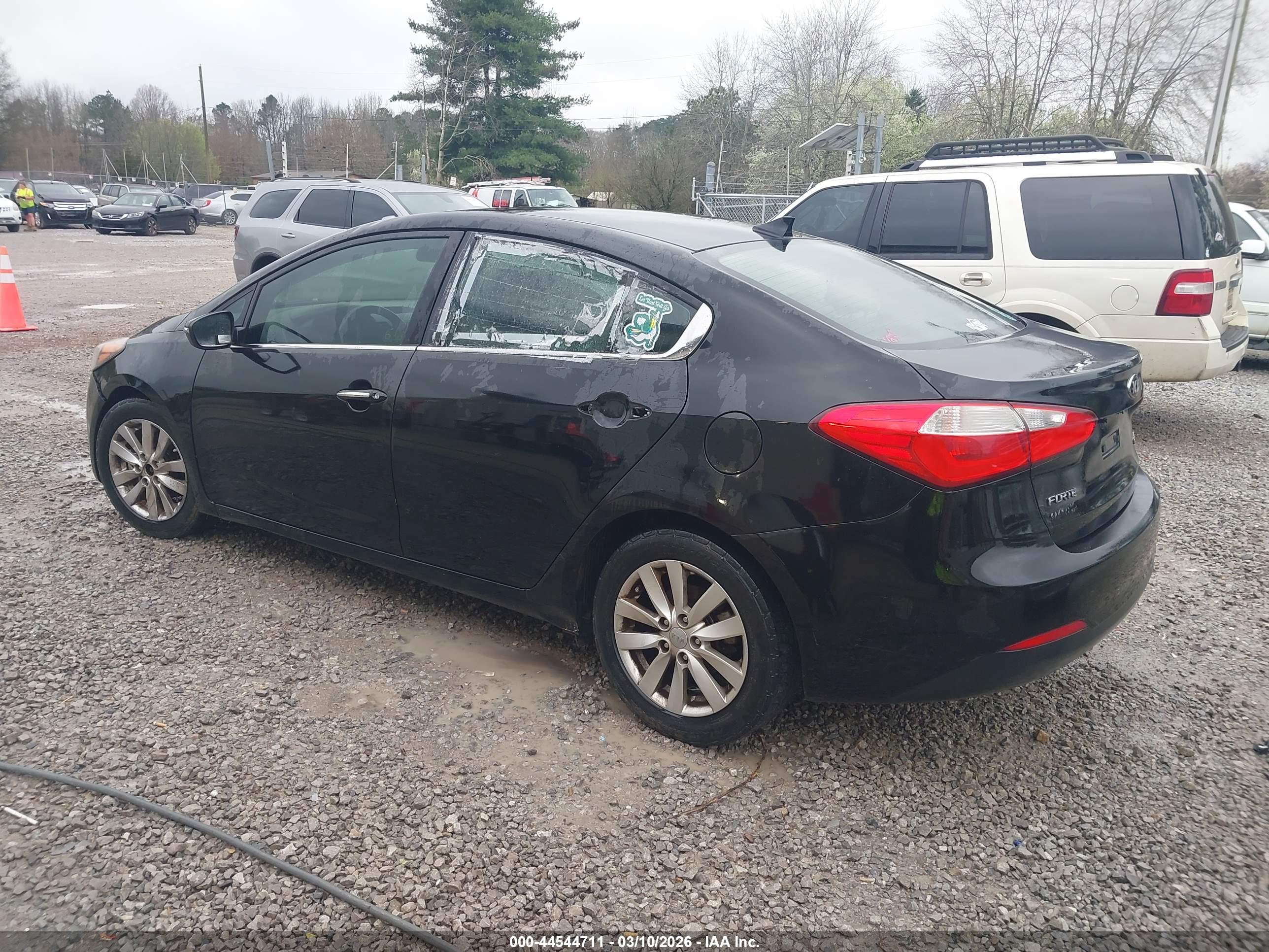 KIA FORTE image 3
