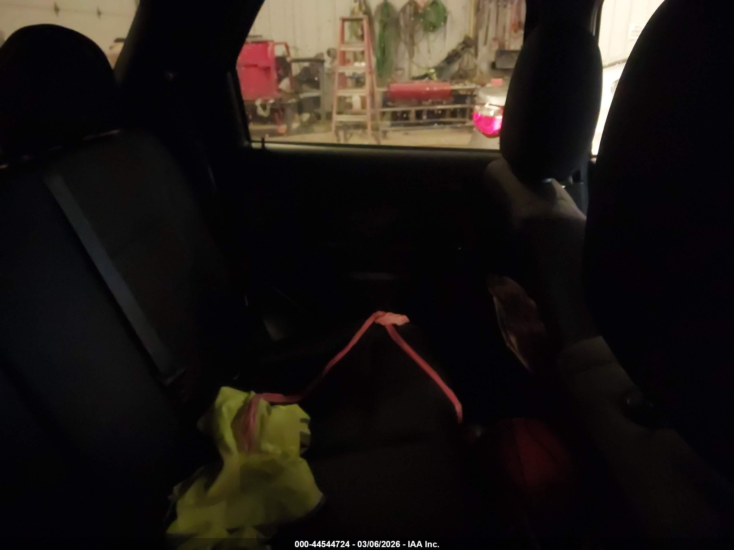 FORD ESCAPE image 8