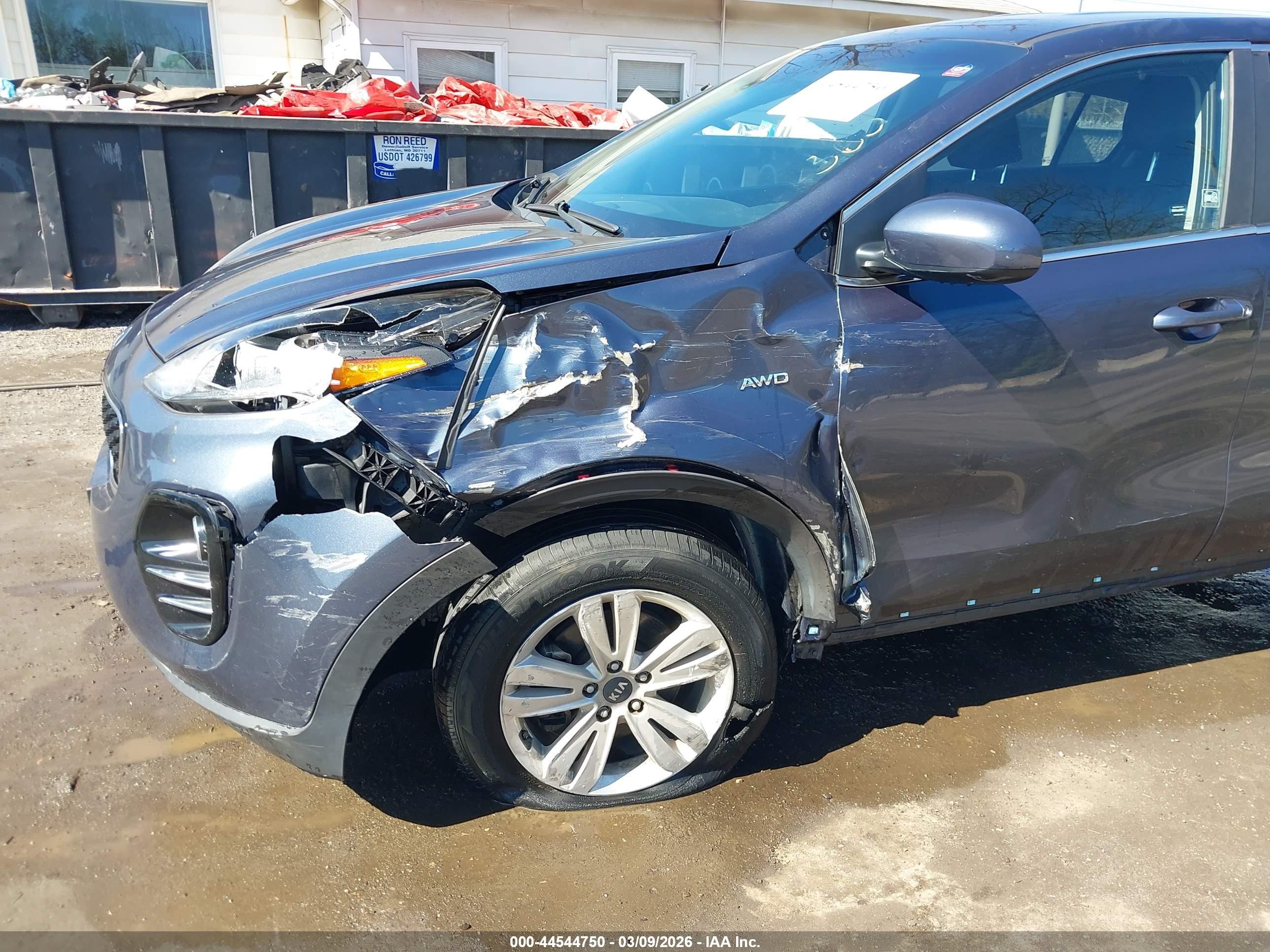 KIA SPORTAGE image 6