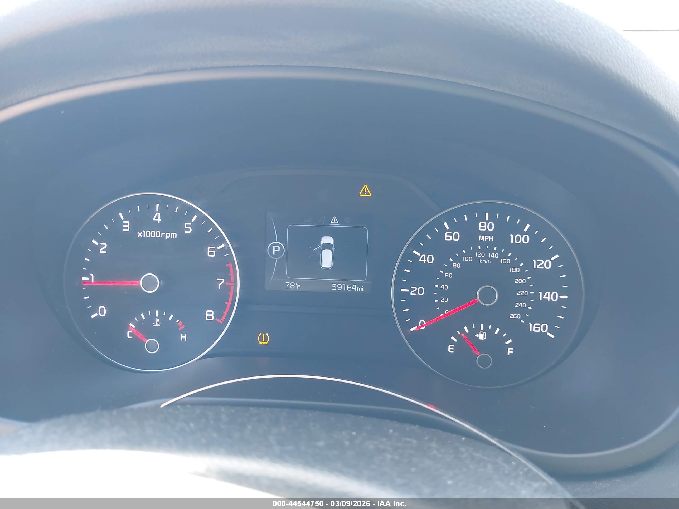 KIA SPORTAGE image 7