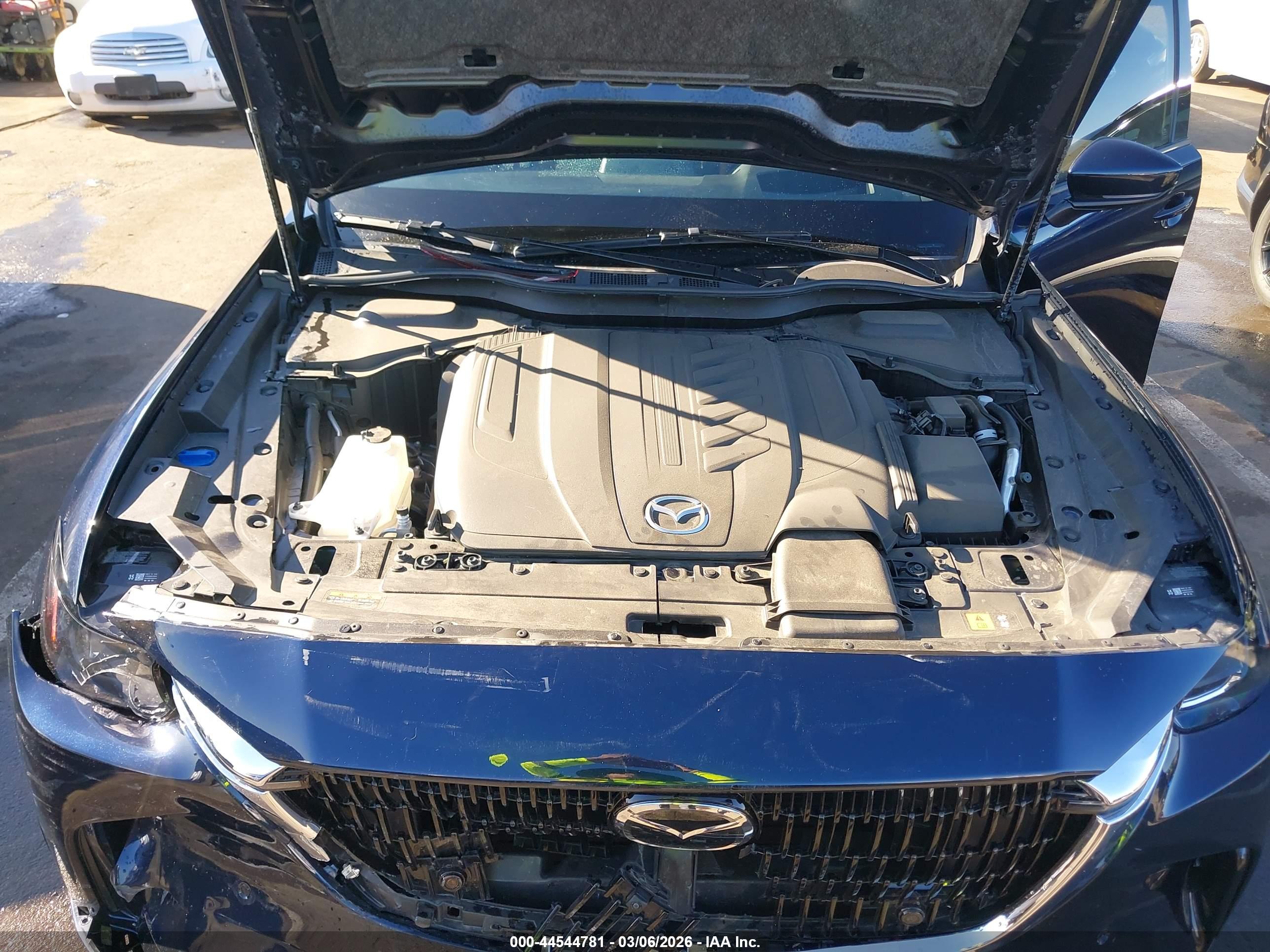MAZDA CX-90 image 10