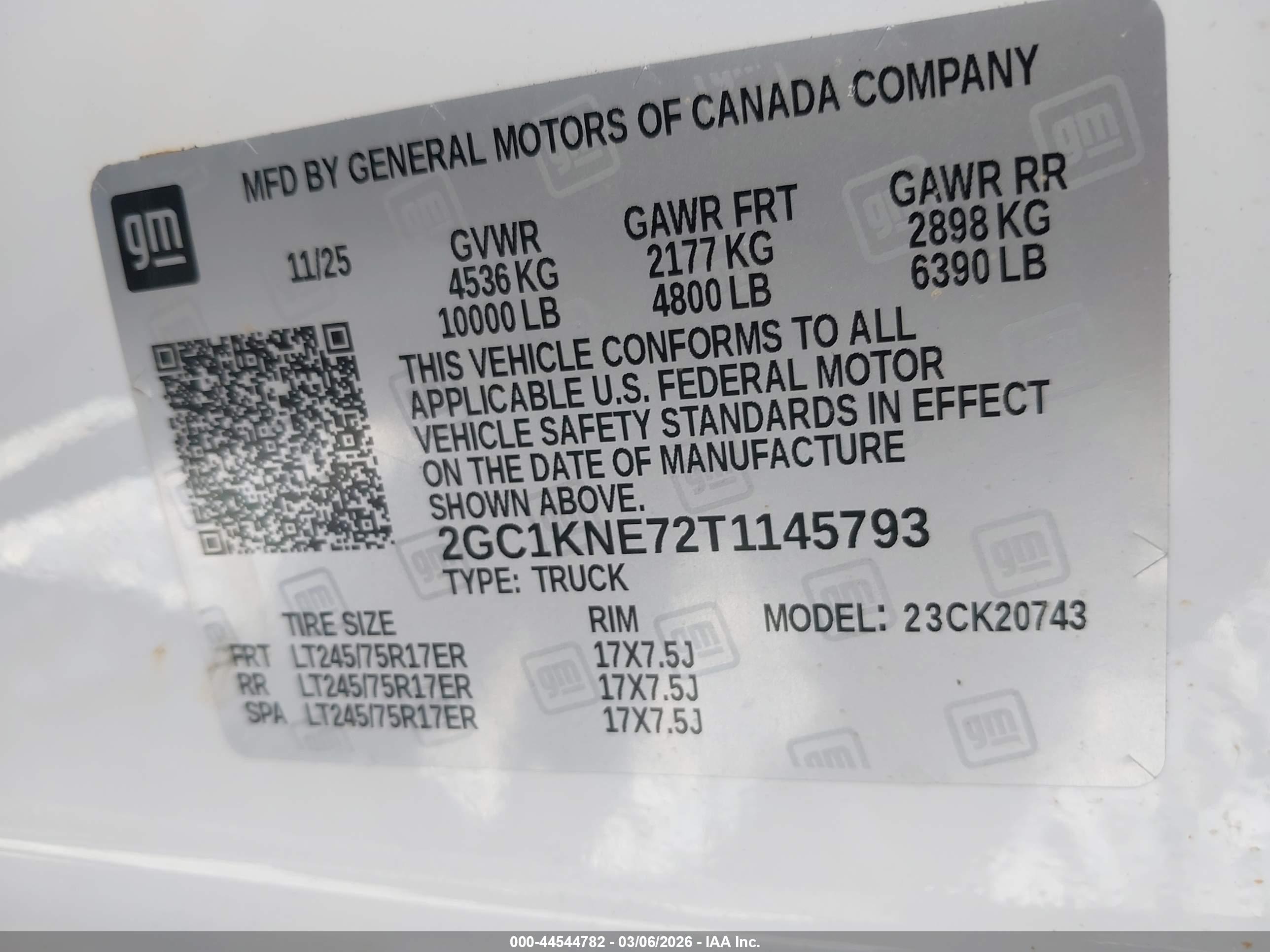 CHEVROLET SILVERADO image 9