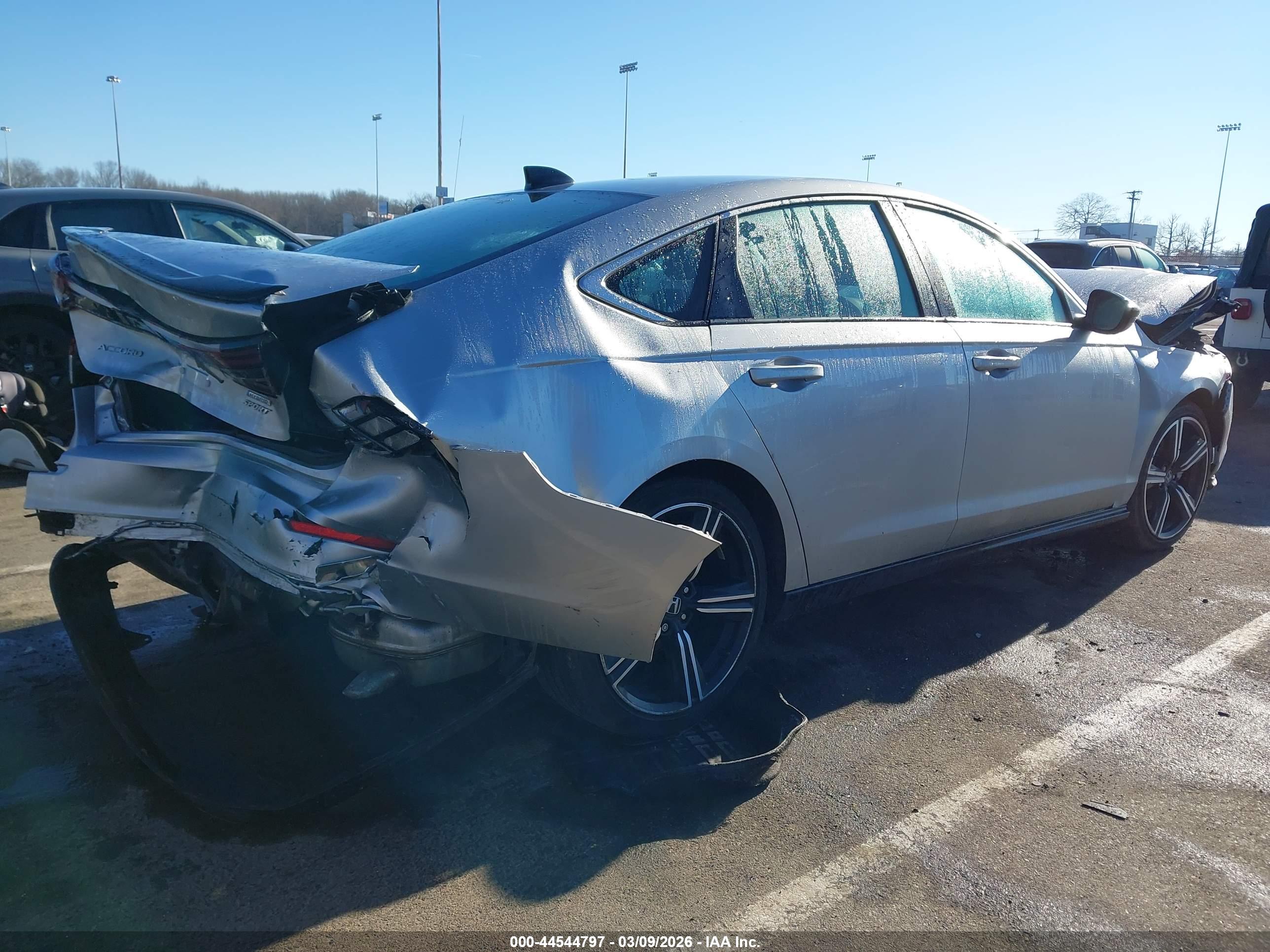 HONDA ACCORD image 4