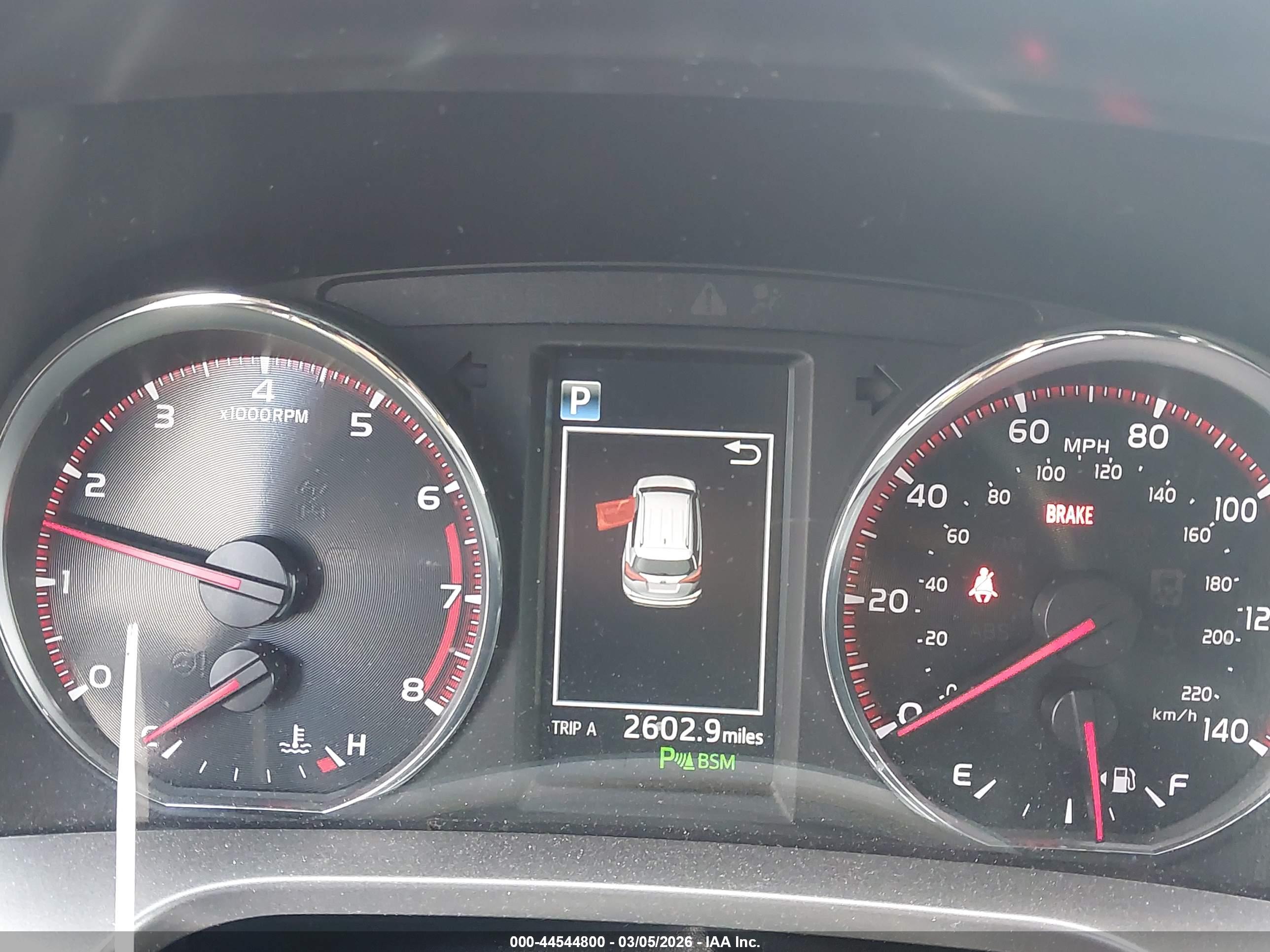 TOYOTA RAV4 image 7