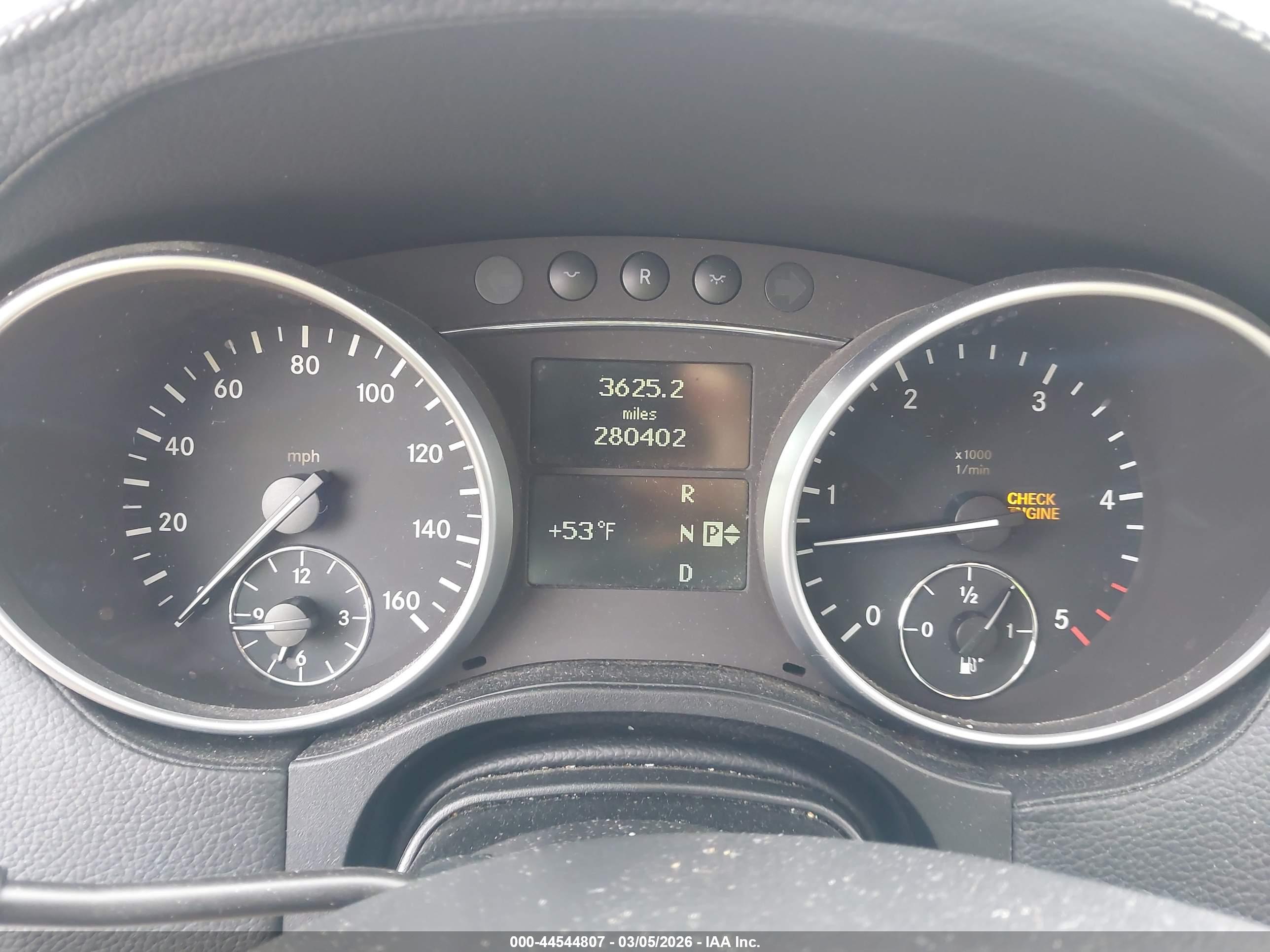 MERCEDES-BENZ GL image 7