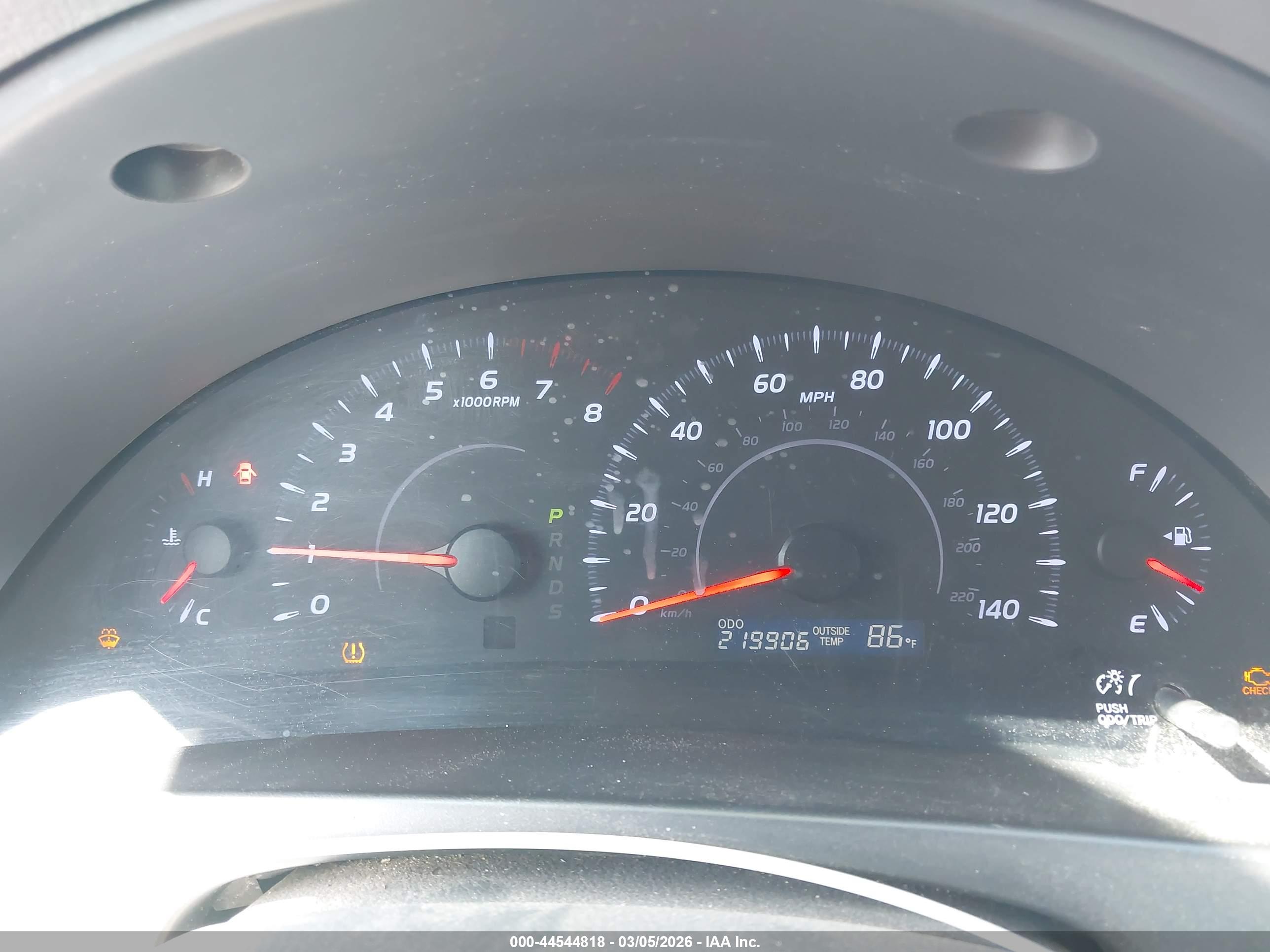 TOYOTA CAMRY image 7